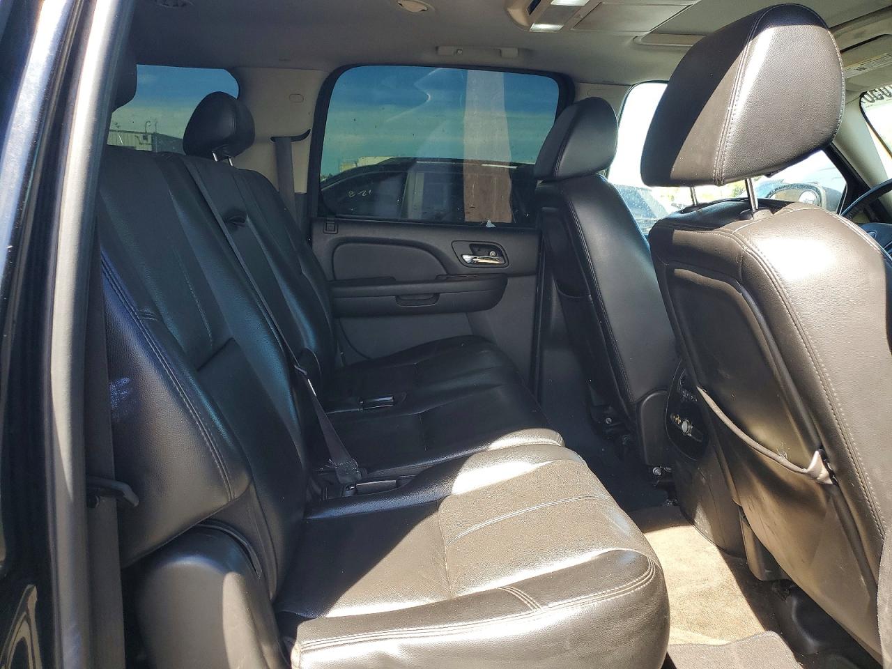 2007 Chevrolet Suburban C1500 Black vin: 3GNFC16097G206753