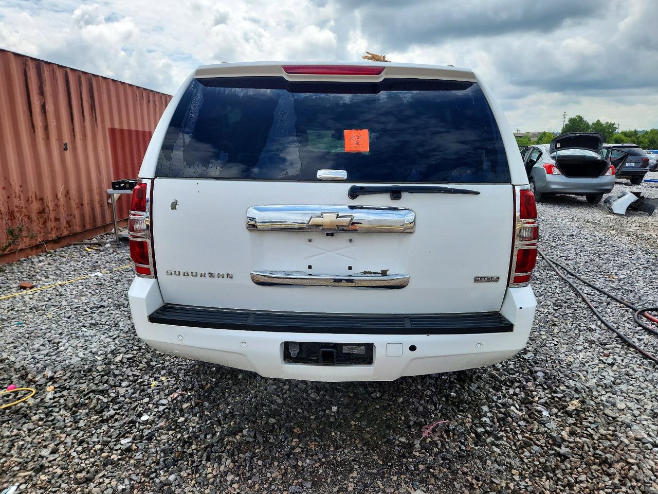 2008 Chevrolet Suburban C1500 Ls White vin: 3GNFC16098G206690