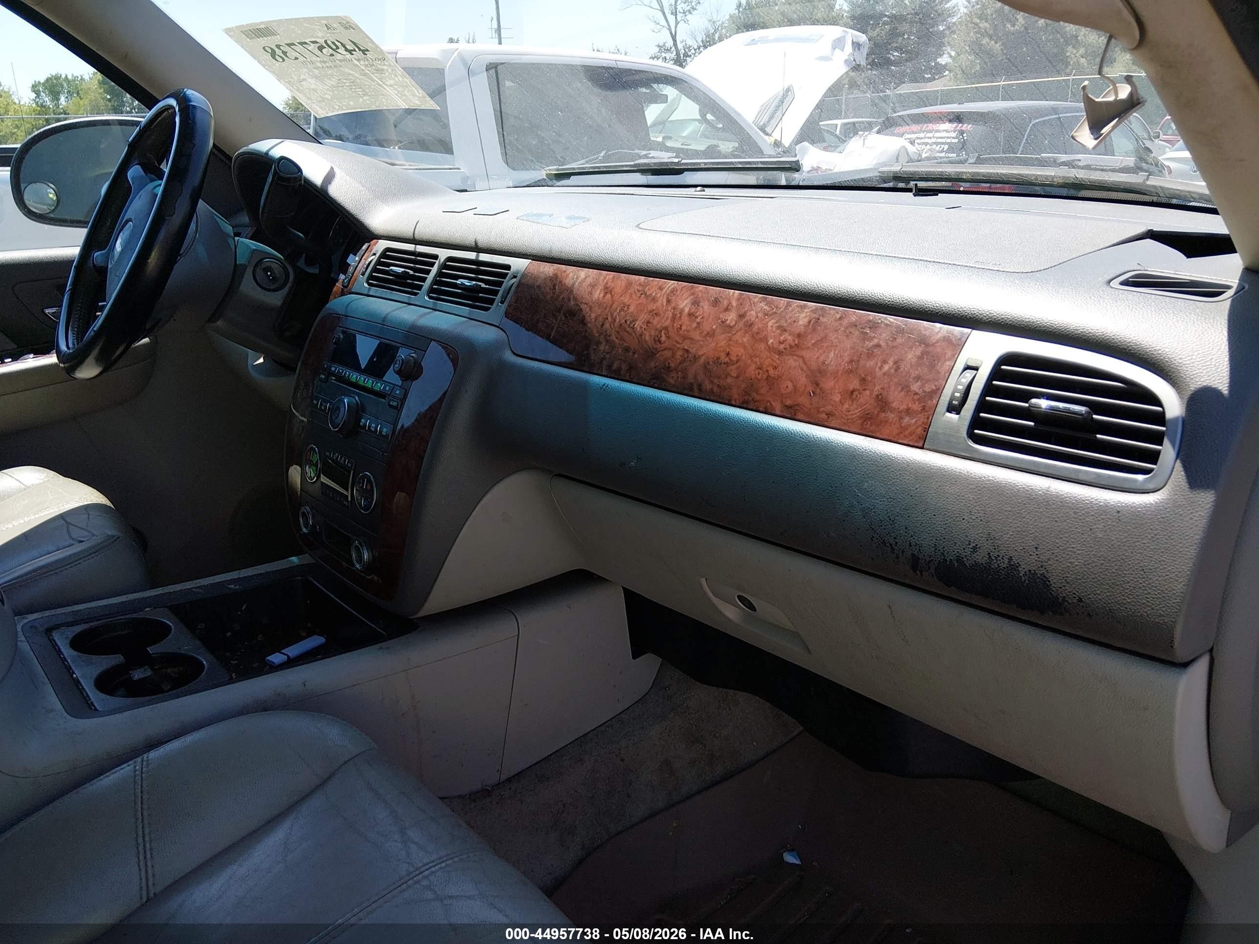 2007 Chevrolet Suburban 1500 Lt Серый vin: 3GNFC160X7G218376