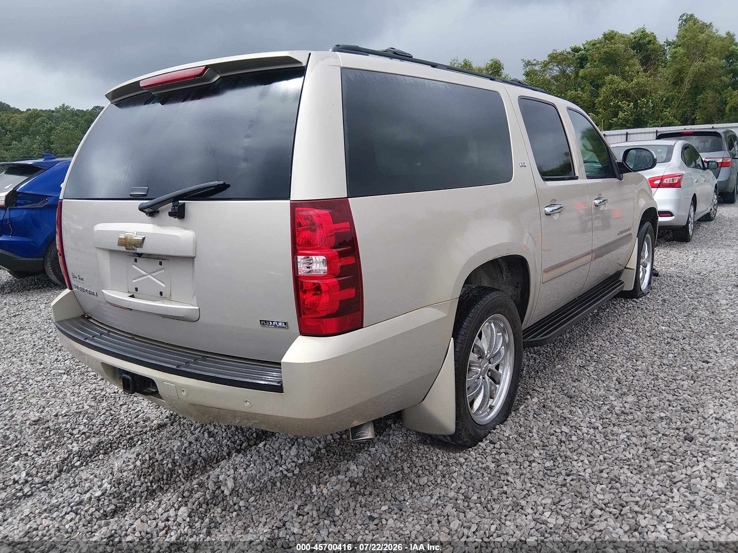 2007 Chevrolet Suburban Ltz Beige vin: 3GNFC160X7G286998