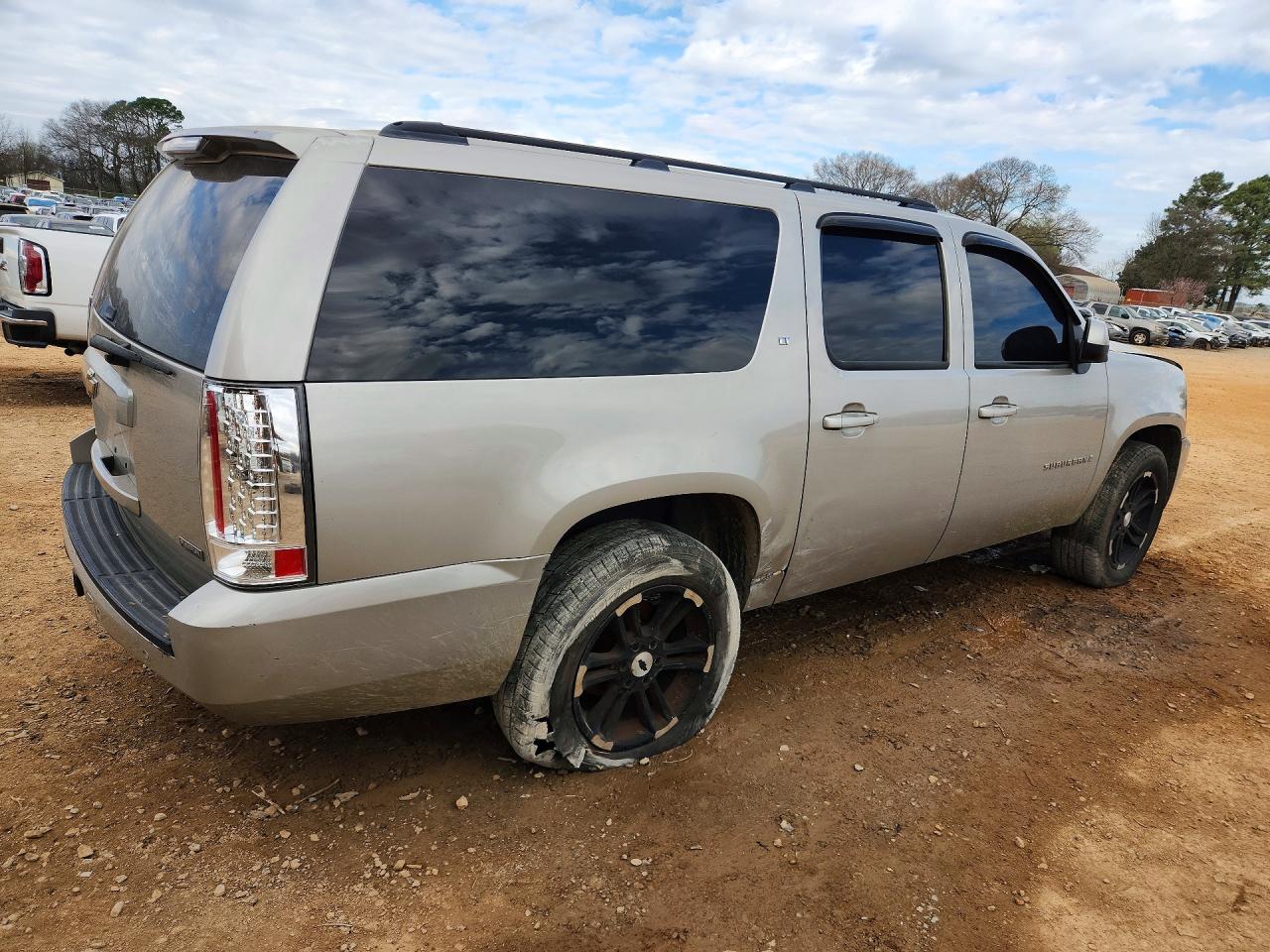 2008 Chevrolet Suburban C1500 Ls Silver vin: 3GNFC160X8G137153