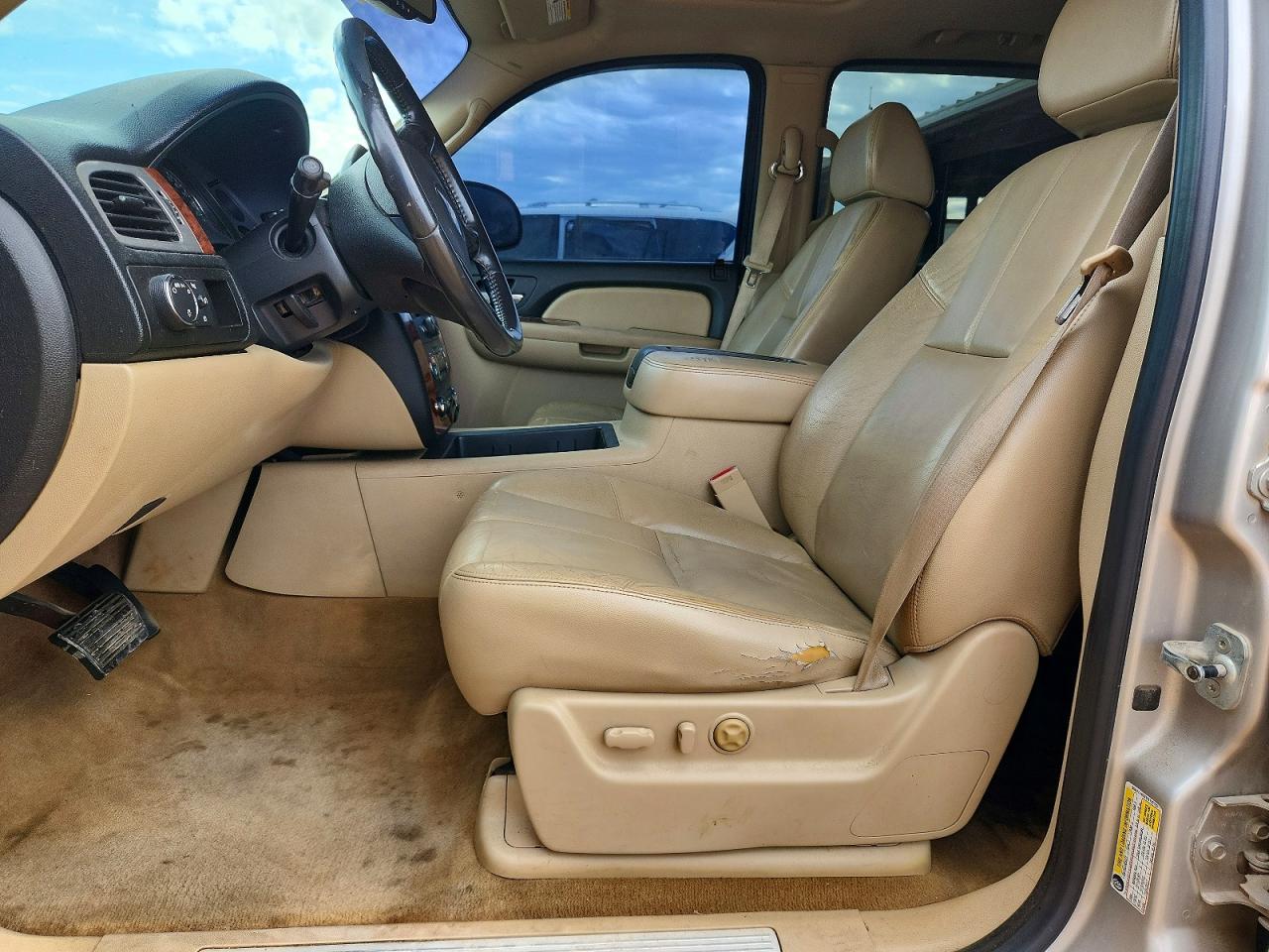 2008 Chevrolet Suburban C1500 Ls Silver vin: 3GNFC160X8G137153