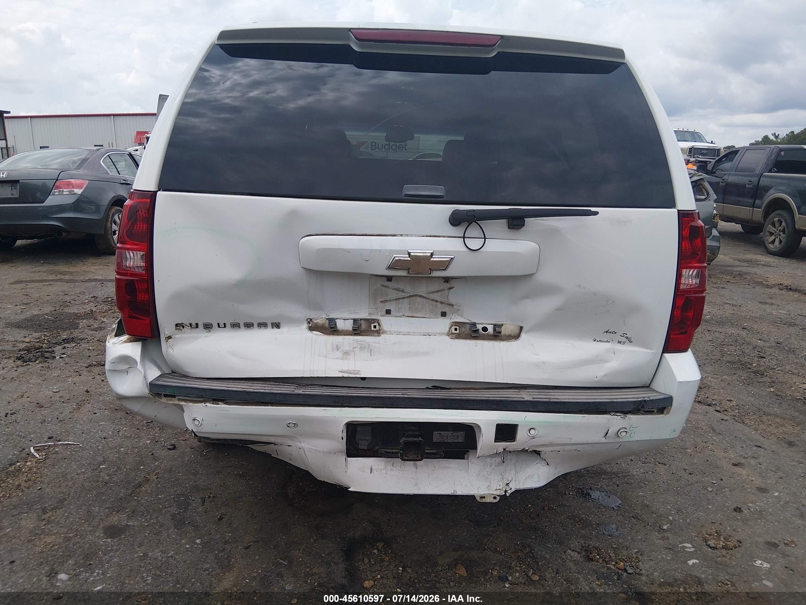 2008 Chevrolet Suburban 1500 Lt White vin: 3GNFC16J78G271014