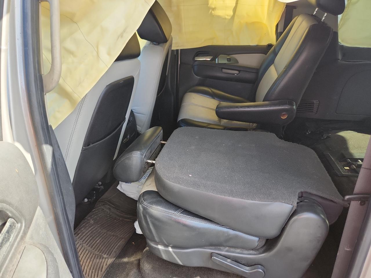 2007 Chevrolet Suburban C1500 Желто-коричневый vin: 3GNFC16J87G230566