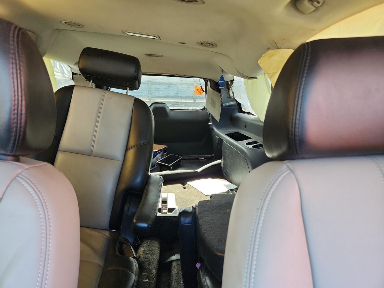 2007 Chevrolet Suburban C1500 Желто-коричневый vin: 3GNFC16J87G230566