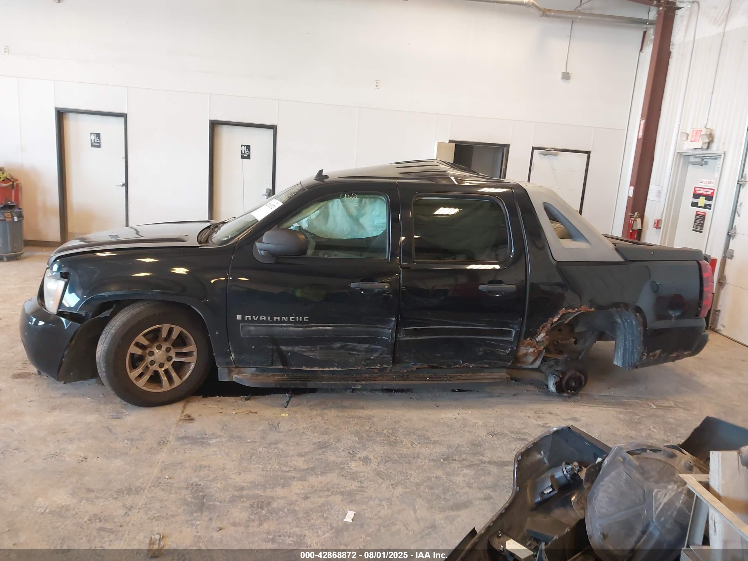 2009 Chevrolet Avalanche 1500 Ls Черный vin: 3GNFK12049G243866