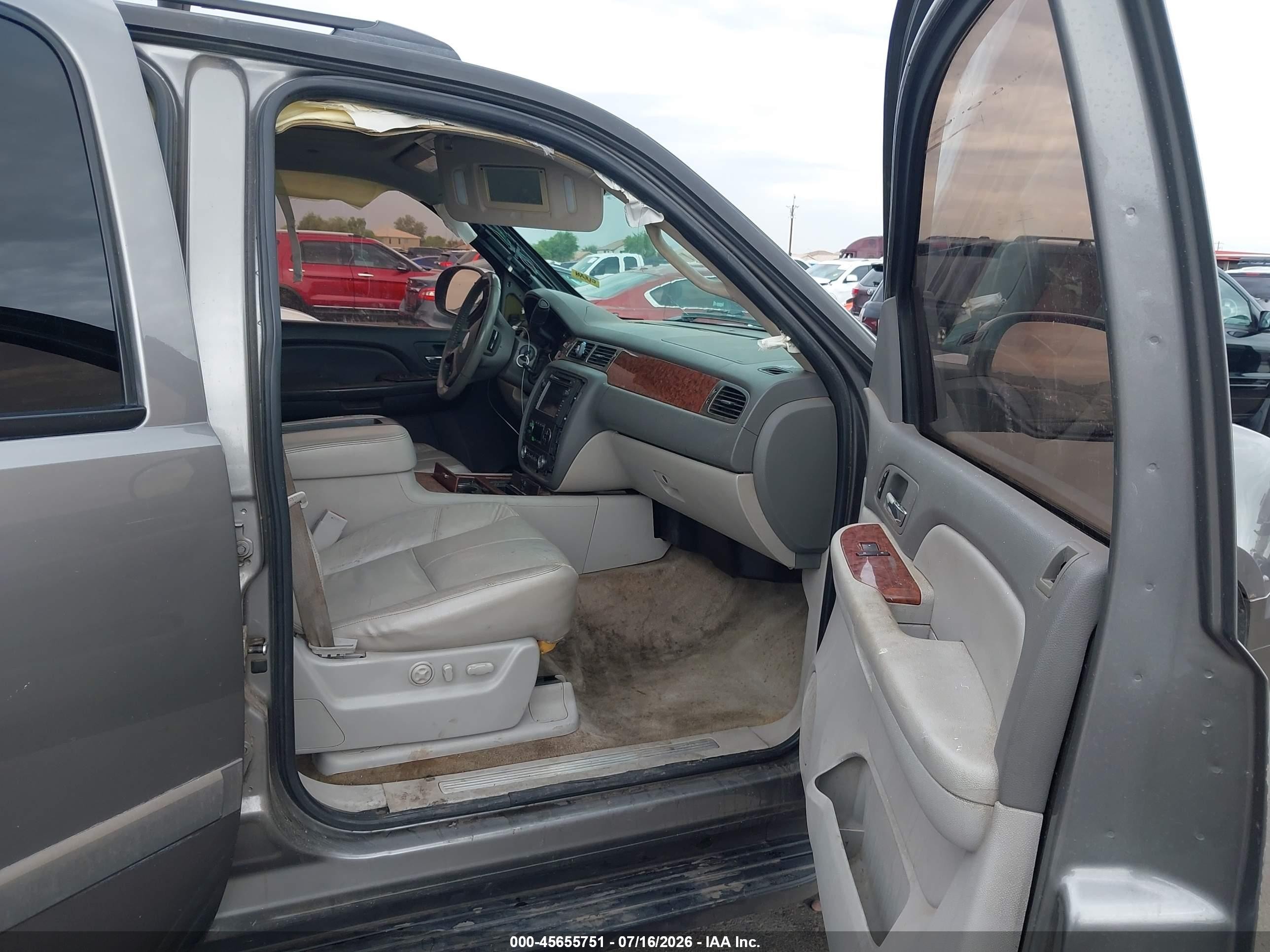 2007 Chevrolet Avalanche 1500 Ltz Серый vin: 3GNFK12337G271522