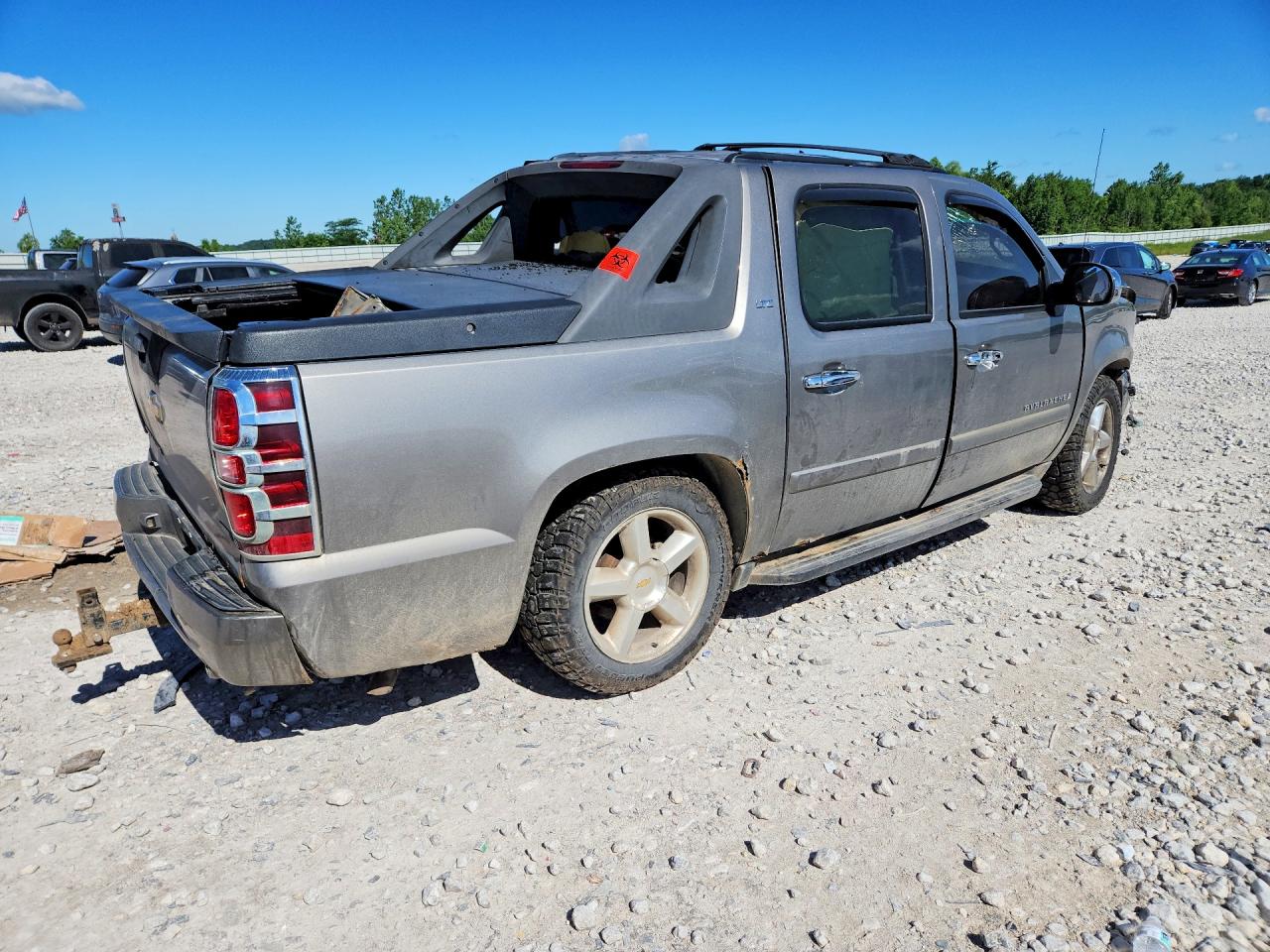 2007 Chevrolet Avalanche K1500 Серебряный vin: 3GNFK12347G306228