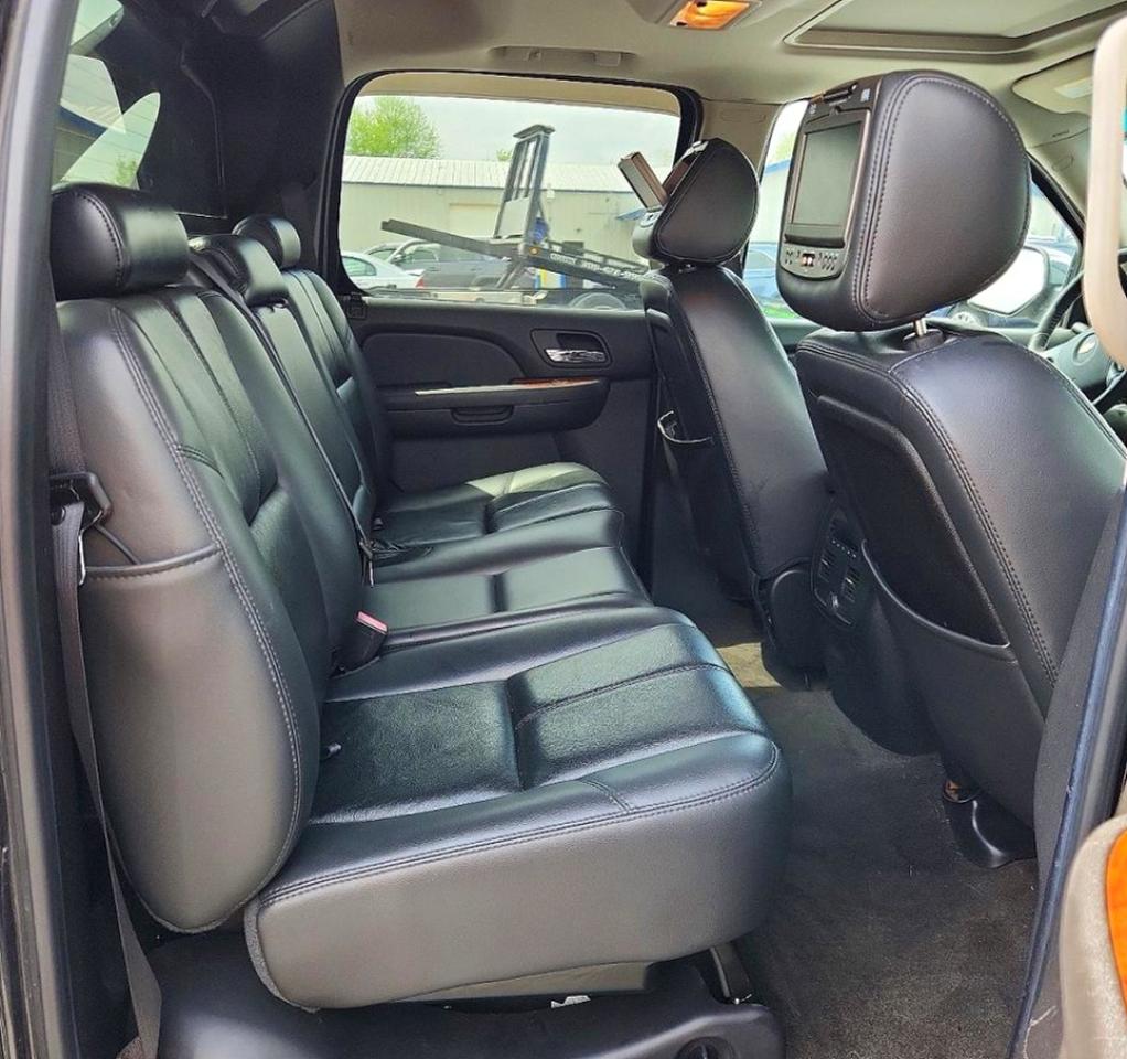 2007 Chevrolet Avalanche K1500 Black vin: 3GNFK12347G309355