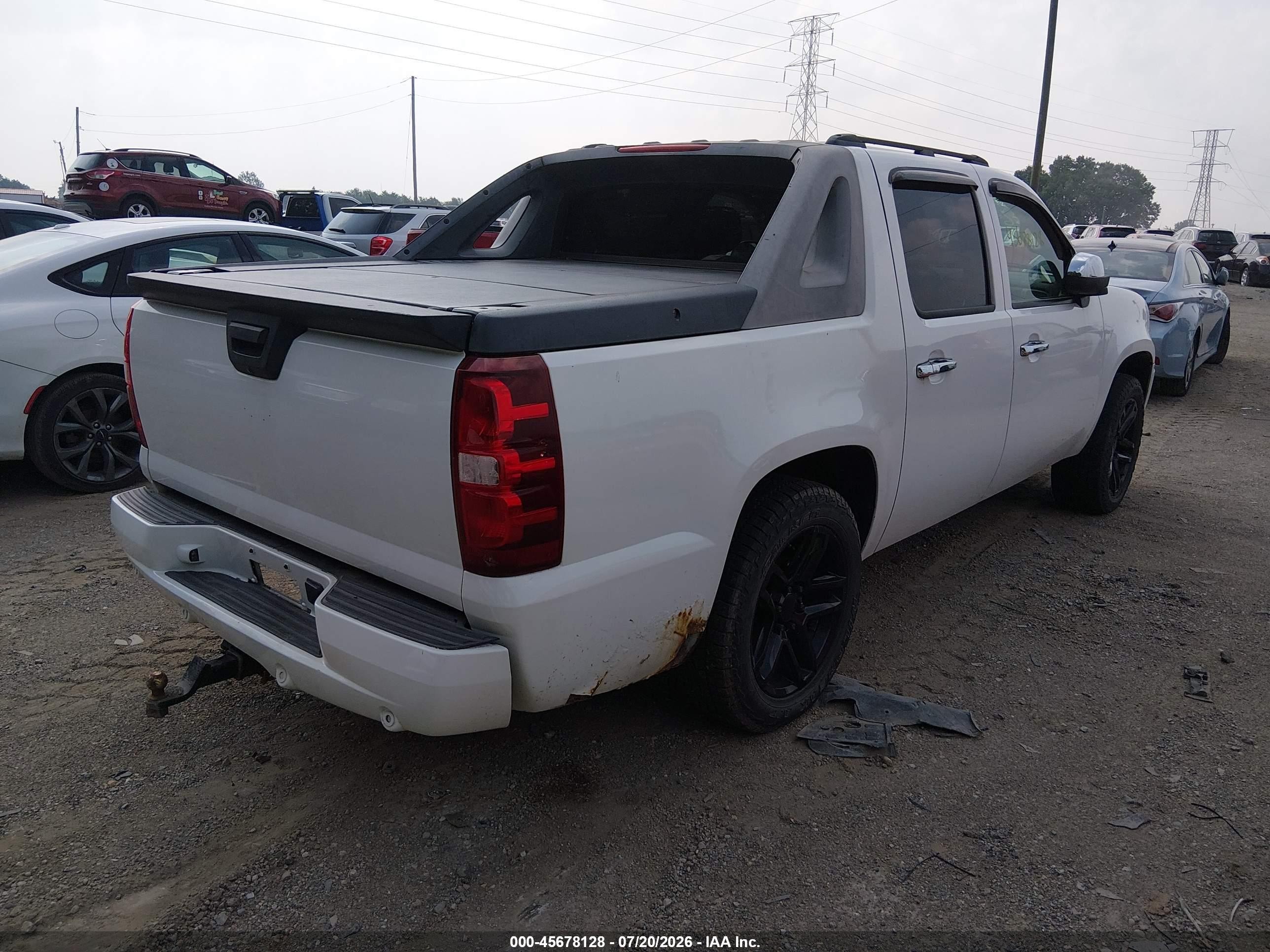 2007 Chevrolet Avalanche 1500 Ltz Белый vin: 3GNFK12357G272834