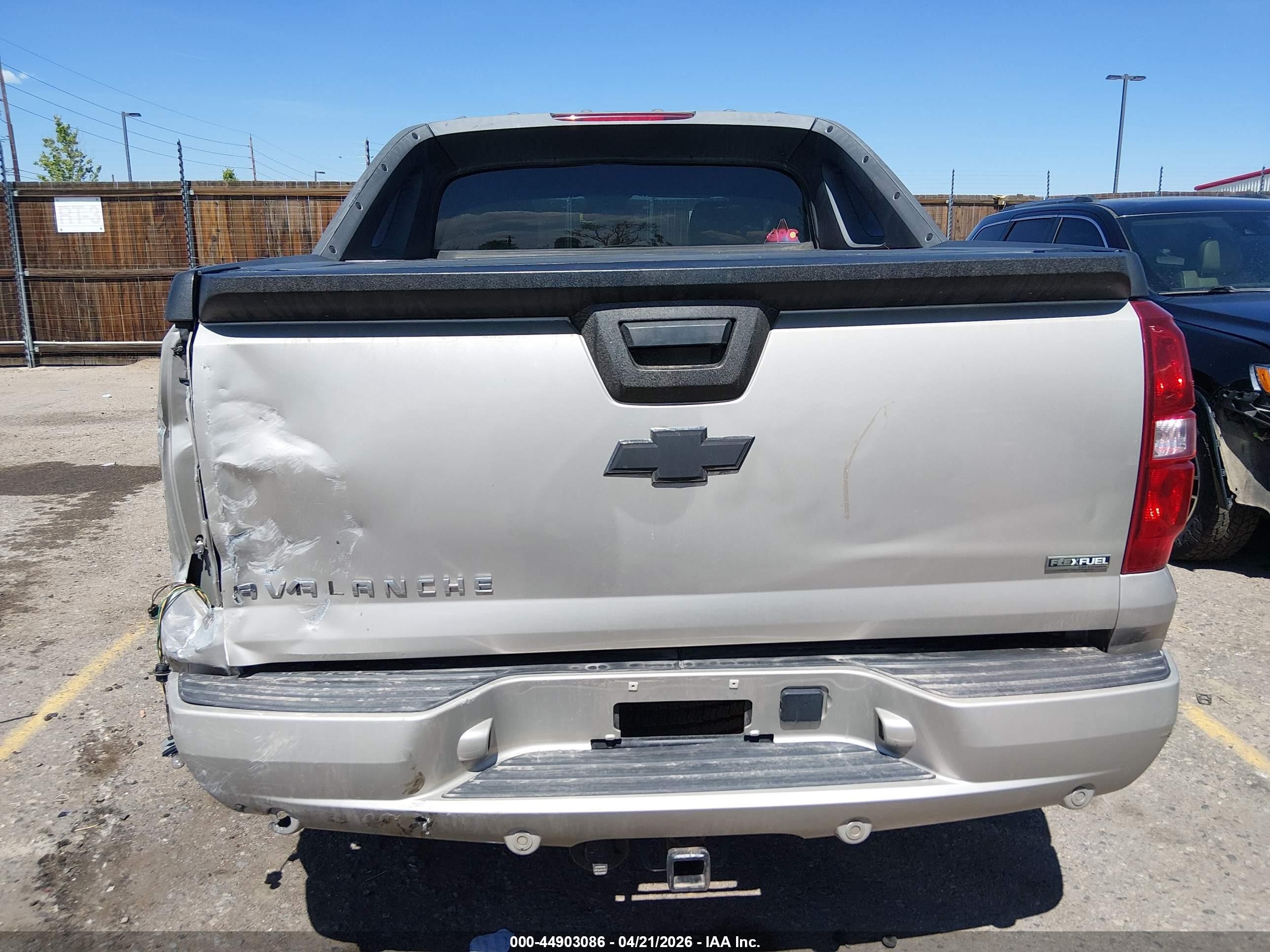 2007 Chevrolet Avalanche 1500 Lt Gold vin: 3GNFK12357G293750