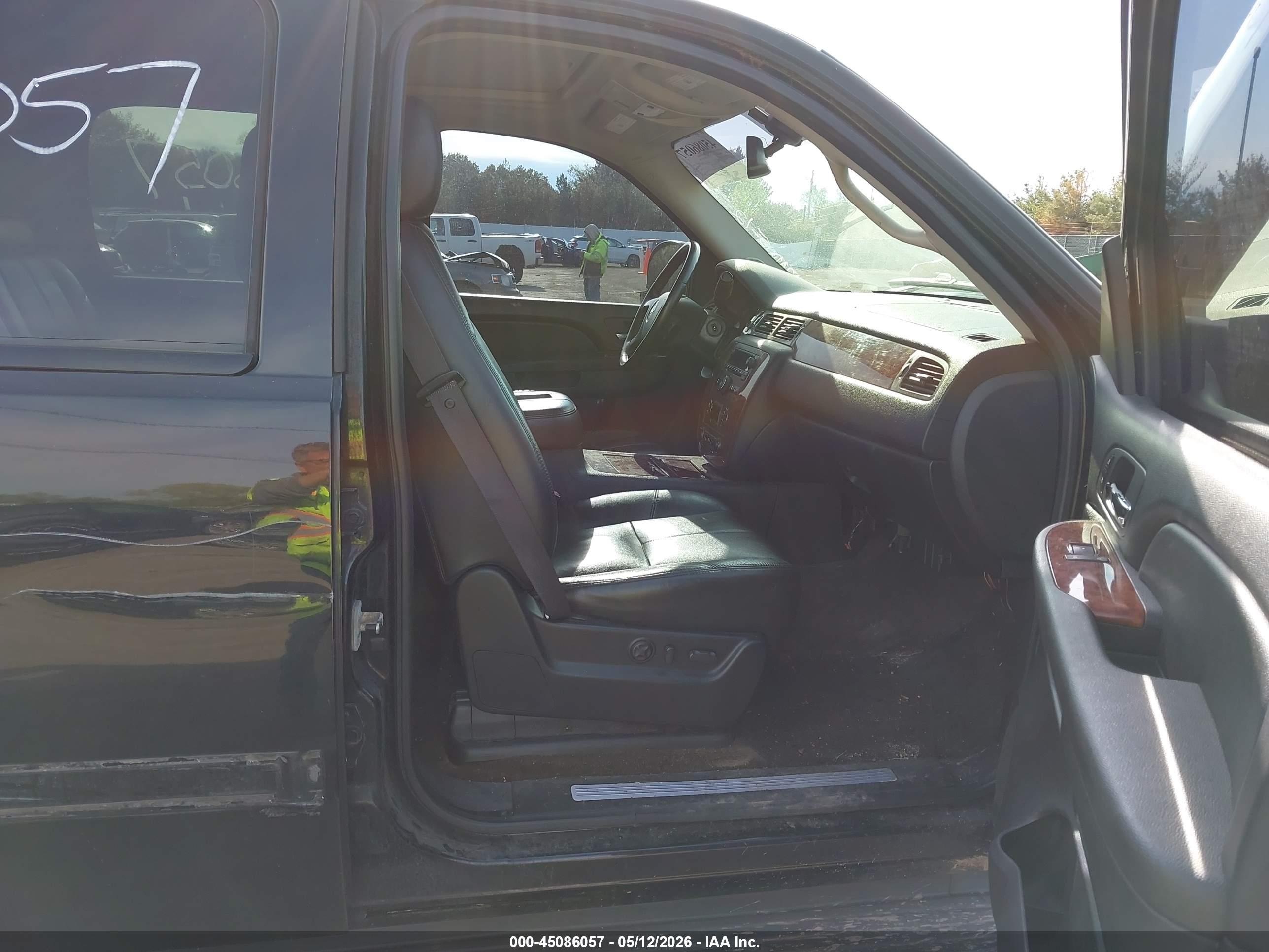 2008 Chevrolet Avalanche 1500 Ltz Black vin: 3GNFK12358G306000