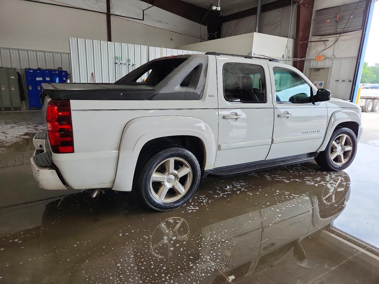 2007 Chevrolet Avalanche K1500 White vin: 3GNFK12387G182352