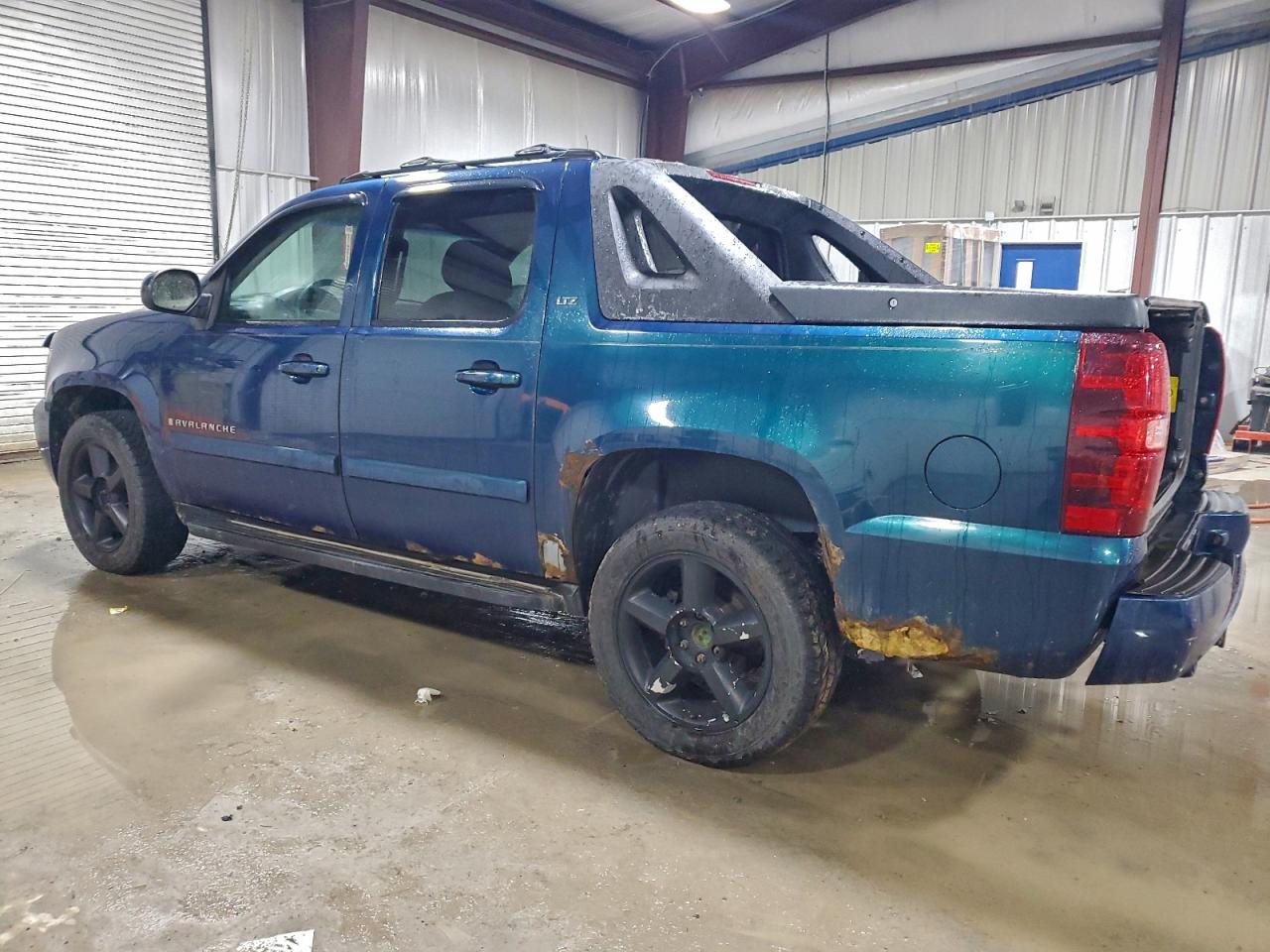 2007 Chevrolet Avalanche K1500 Синий vin: 3GNFK12387G185963