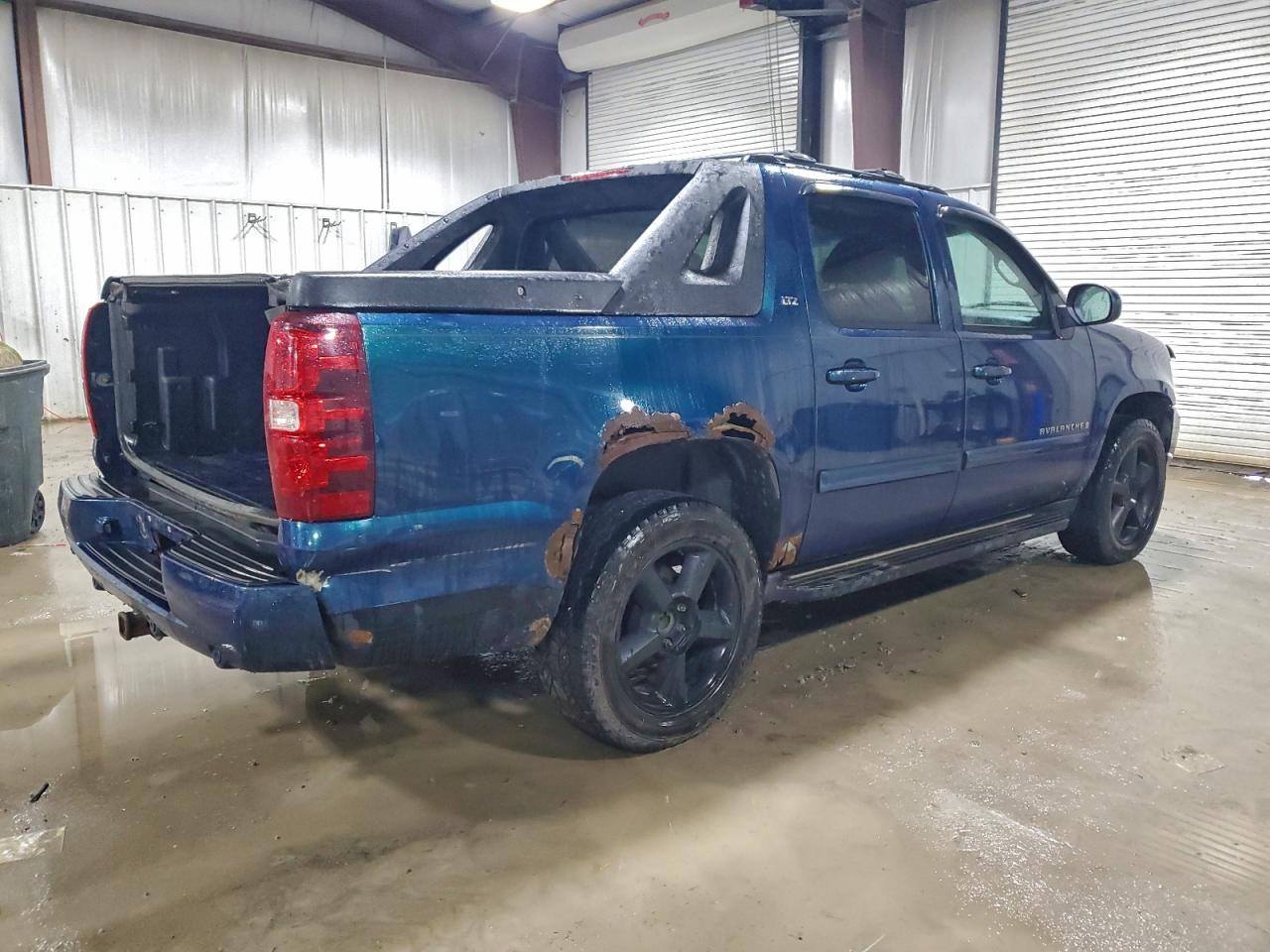 2007 Chevrolet Avalanche K1500 Синий vin: 3GNFK12387G185963