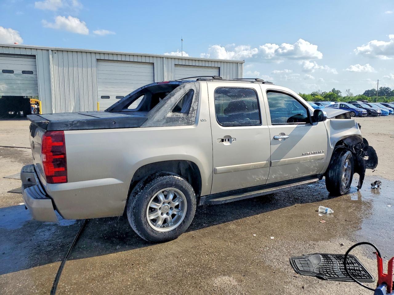 2008 Chevrolet Avalanche K1500 Tan vin: 3GNFK12388G243975