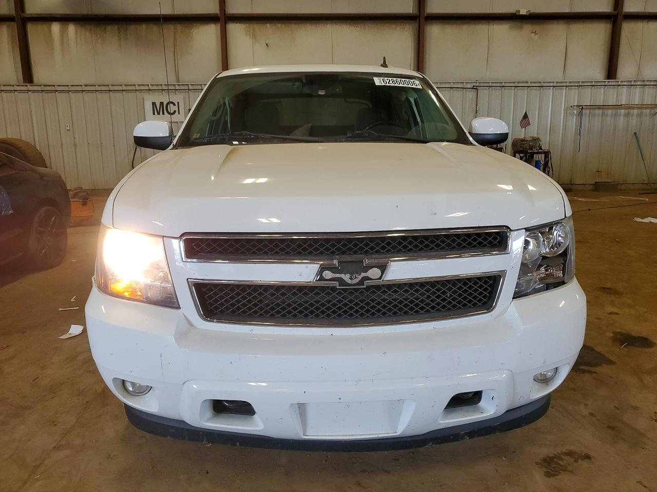2008 Chevrolet Avalanche K1500 Белый vin: 3GNFK12388G267600
