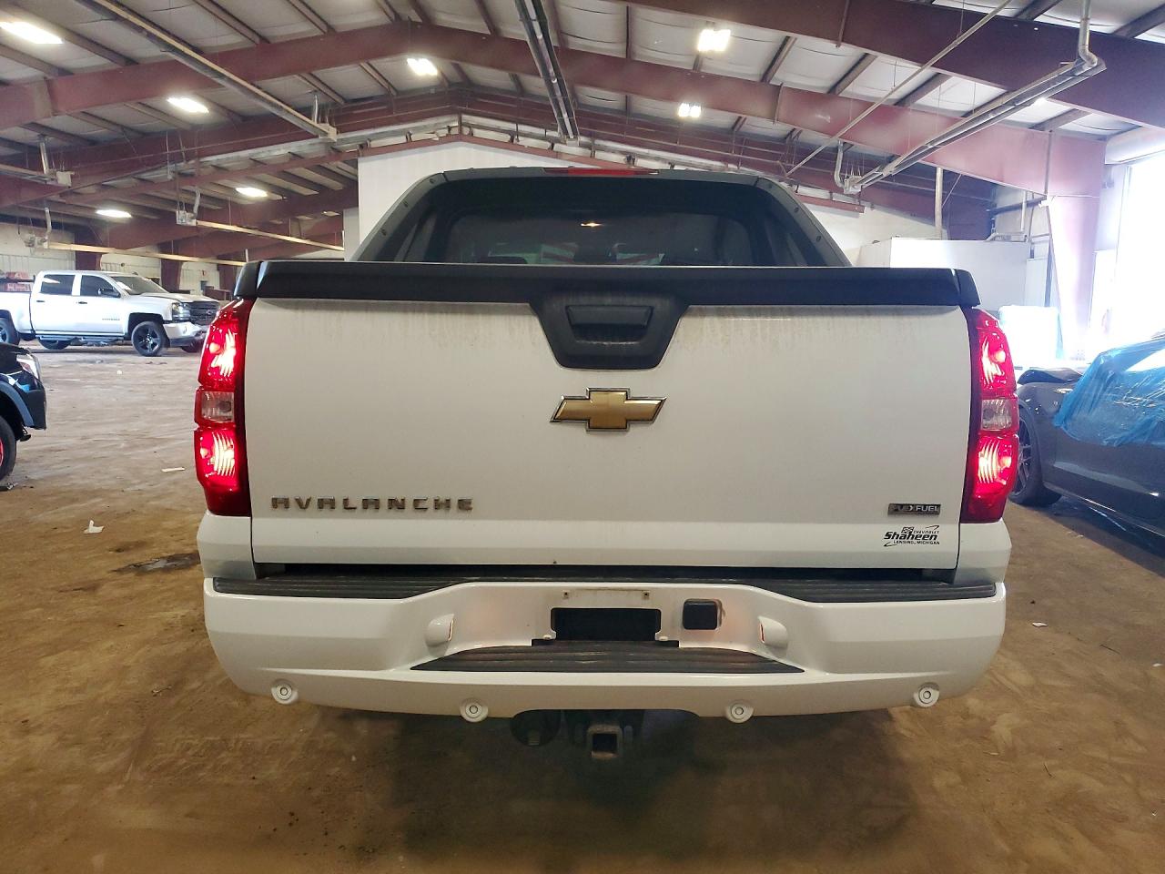 2008 Chevrolet Avalanche K1500 Белый vin: 3GNFK12388G267600
