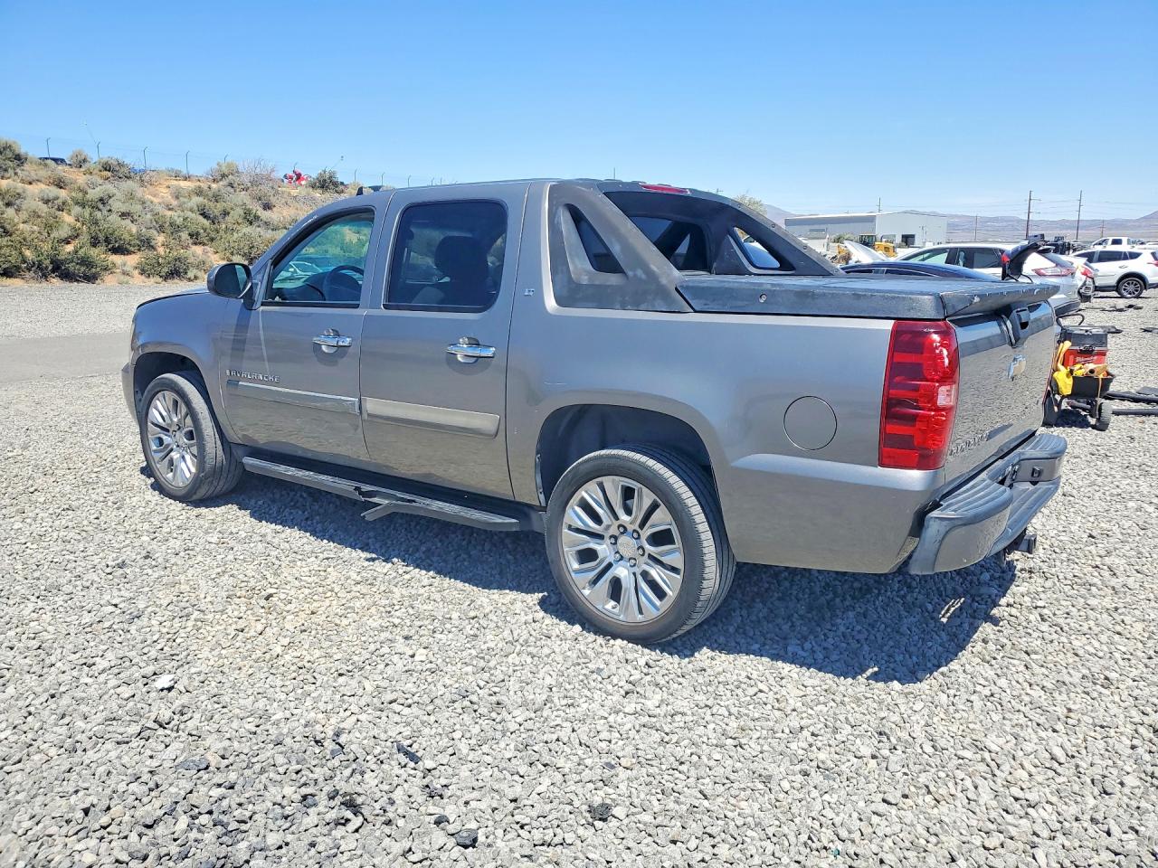 2007 Chevrolet Avalanche K1500 Gold vin: 3GNFK12397G147657