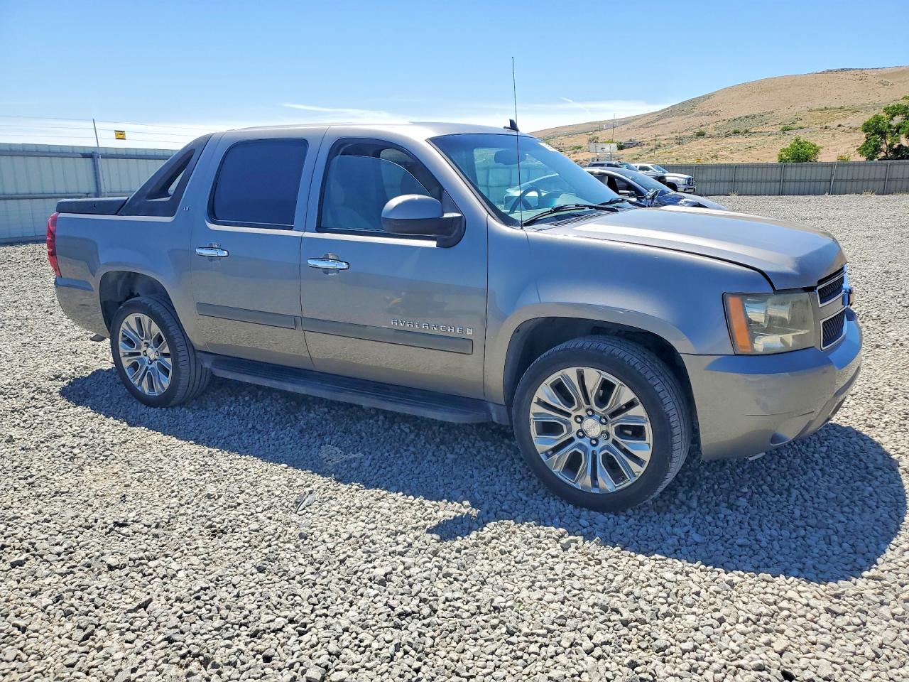 2007 Chevrolet Avalanche K1500 Gold vin: 3GNFK12397G147657
