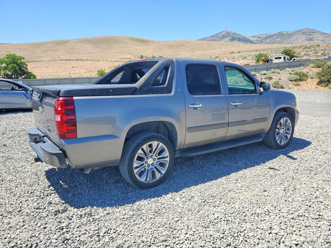 2007 Chevrolet Avalanche K1500 Gold vin: 3GNFK12397G147657