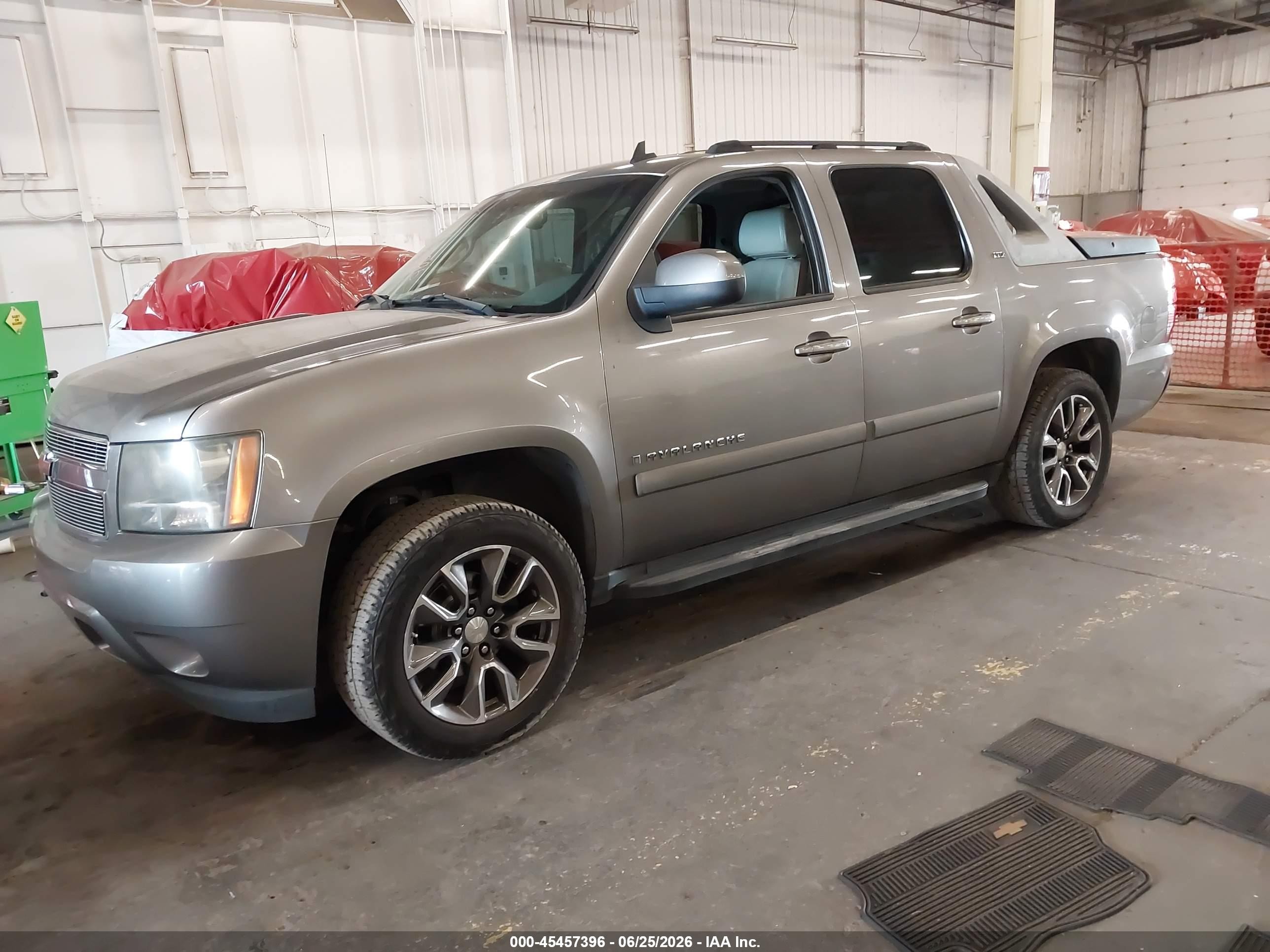 2007 Chevrolet Avalanche 1500 Ltz Beige vin: 3GNFK12397G156200