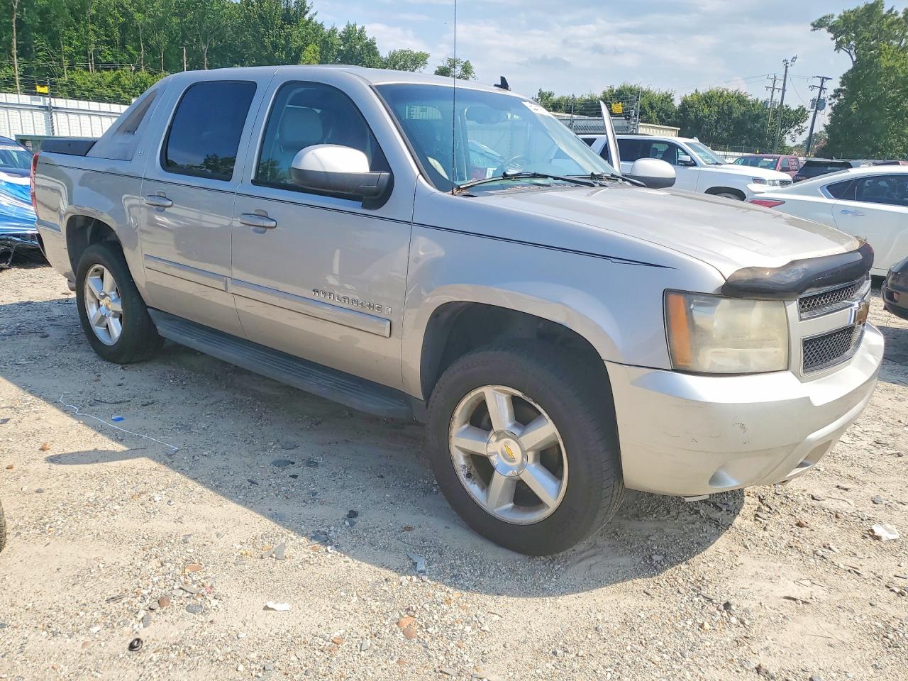 2007 Chevrolet Avalanche K1500 Золотой vin: 3GNFK123X7G168601
