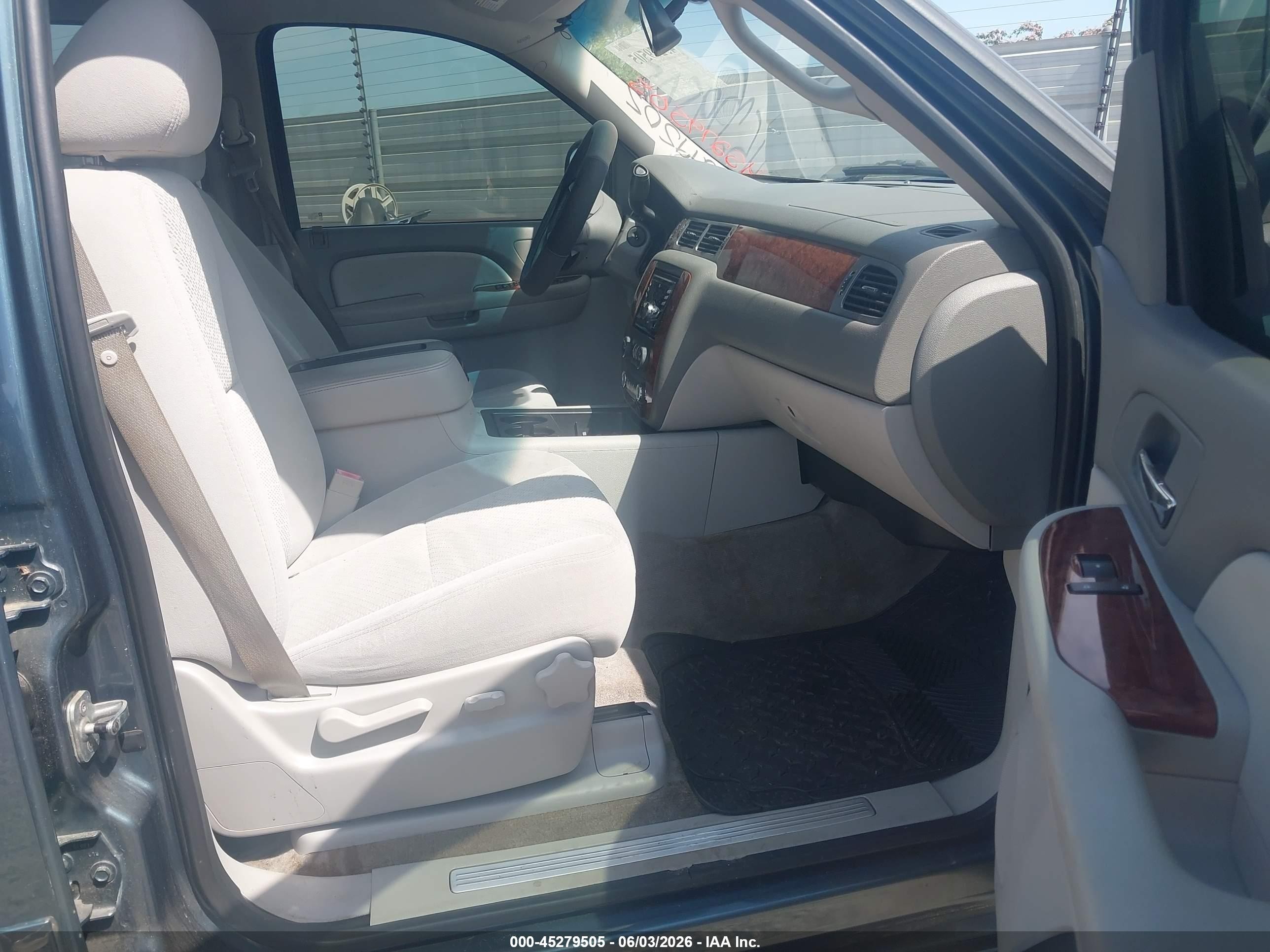 2008 Chevrolet Avalanche 1500 Lt Blue vin: 3GNFK123X8G186047