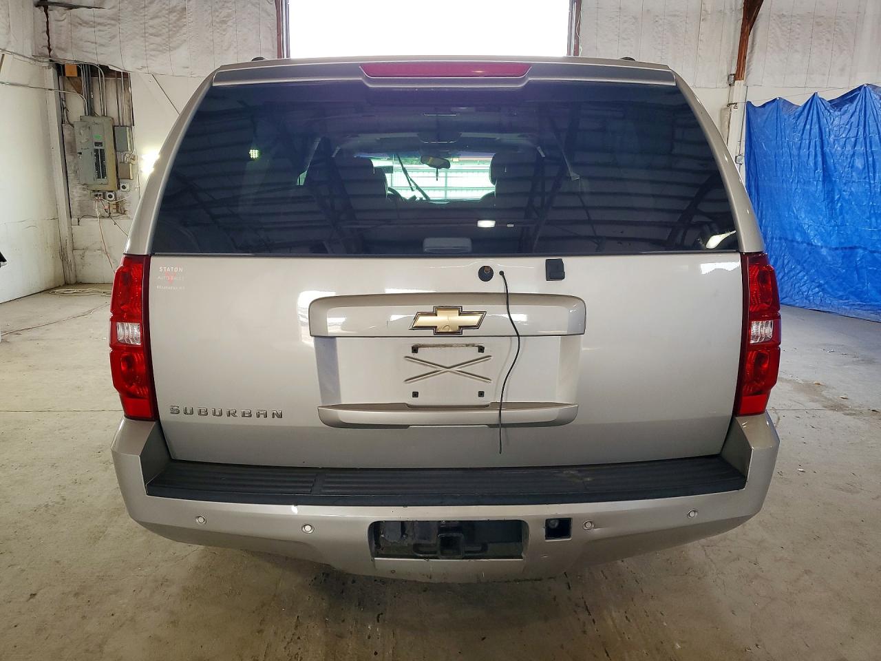 2007 Chevrolet Suburban K1500 Silver vin: 3GNFK16307G128411