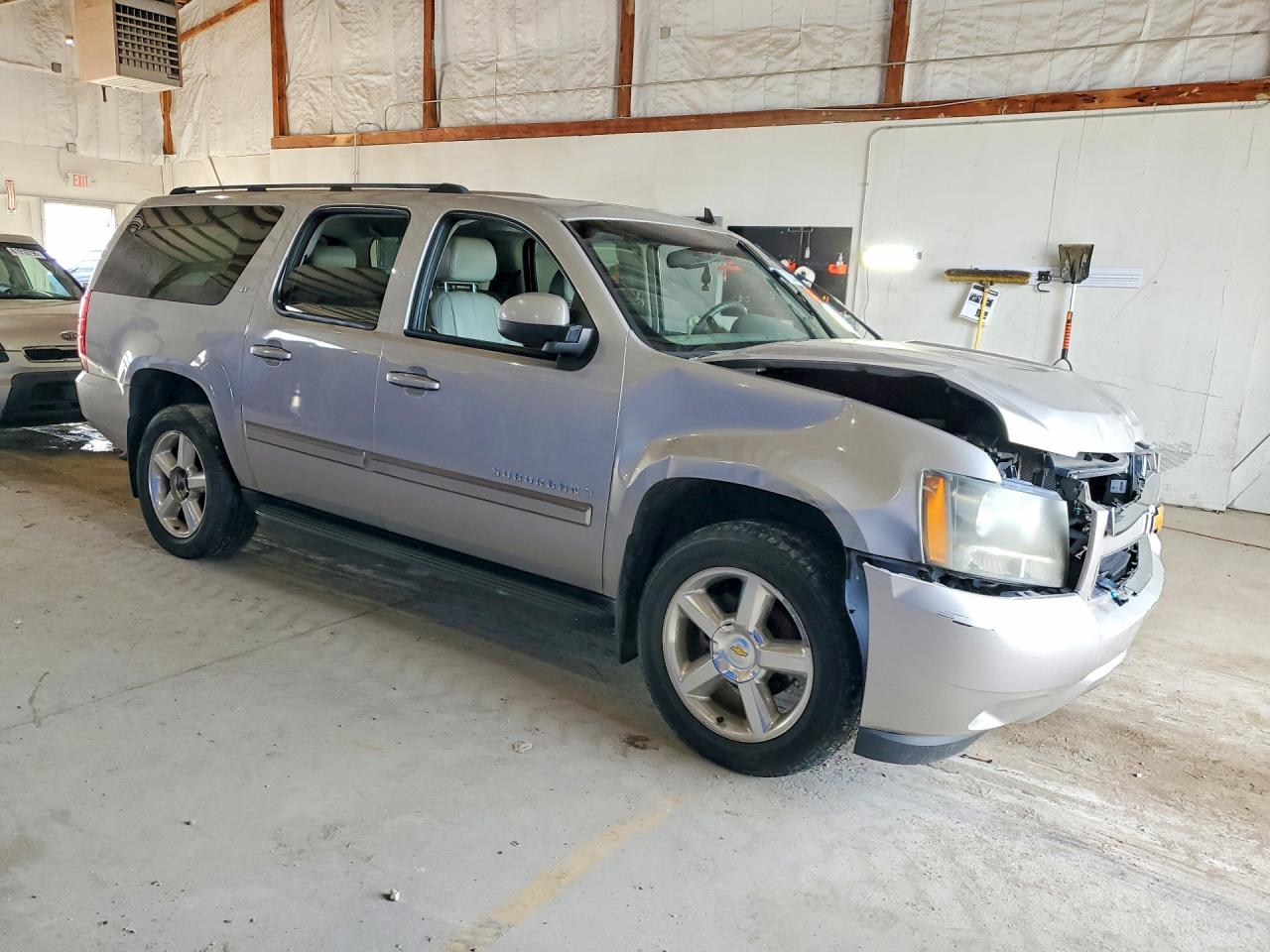 2007 Chevrolet Suburban K1500 Silver vin: 3GNFK16307G128411