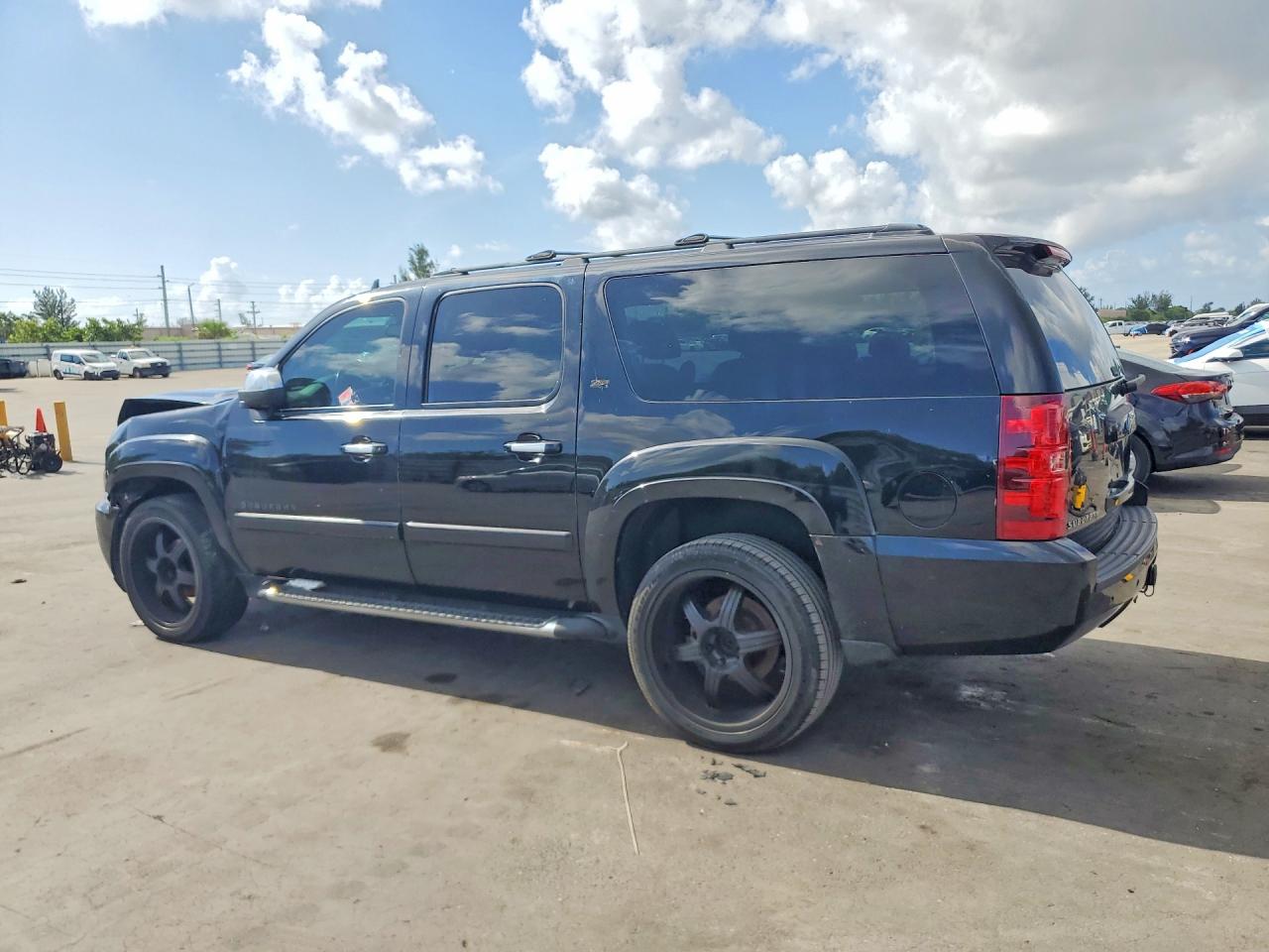 2007 Chevrolet Suburban K1500 Черный vin: 3GNFK16317G252378