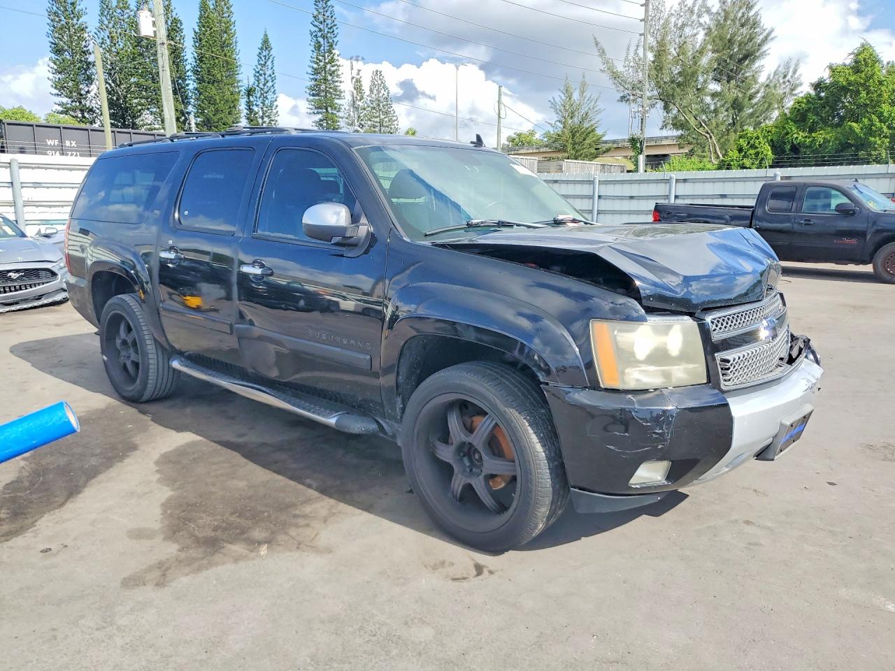 2007 Chevrolet Suburban K1500 Черный vin: 3GNFK16317G252378