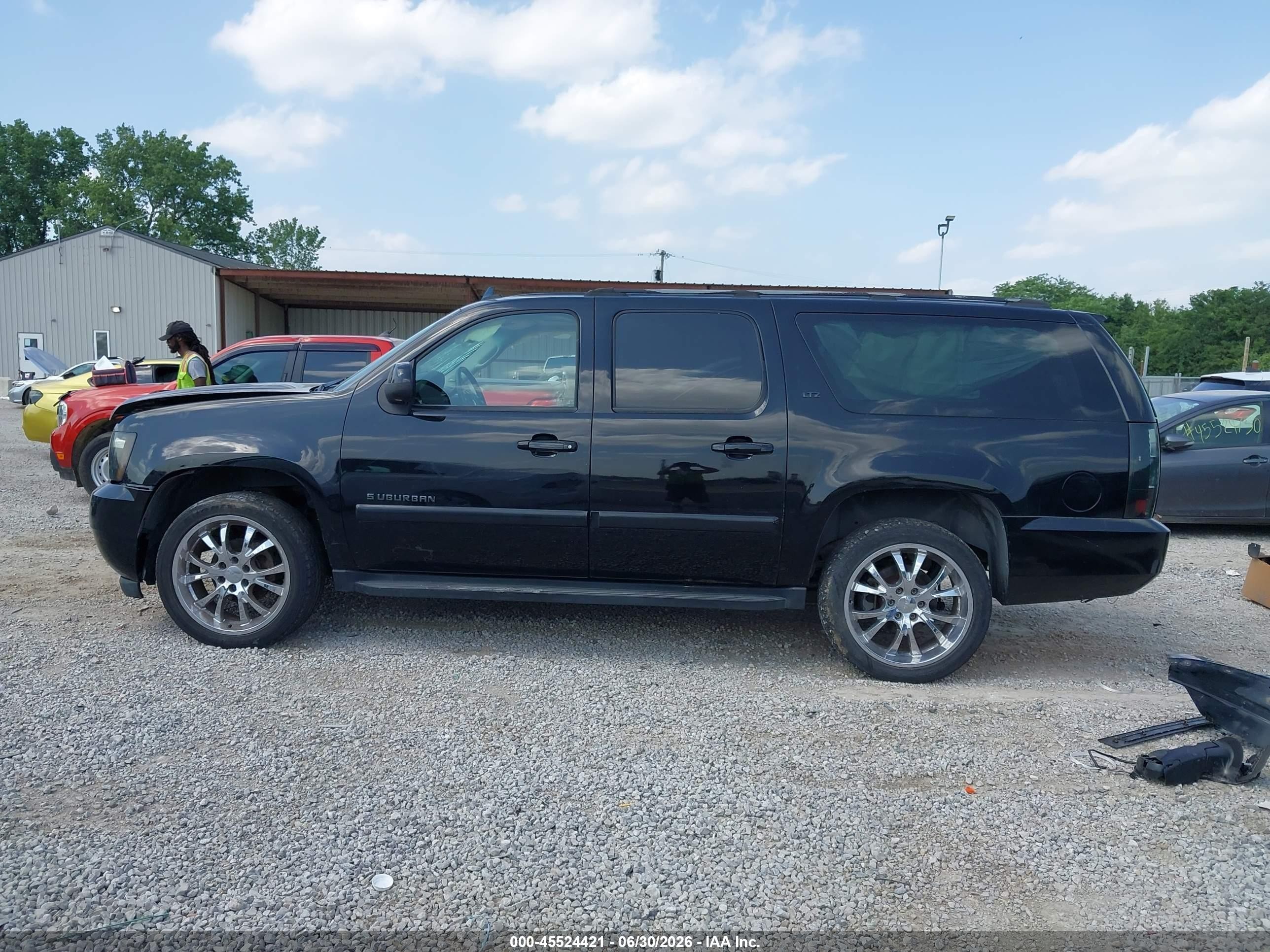 2007 Chevrolet Suburban Lt Black vin: 3GNFK16327G192644