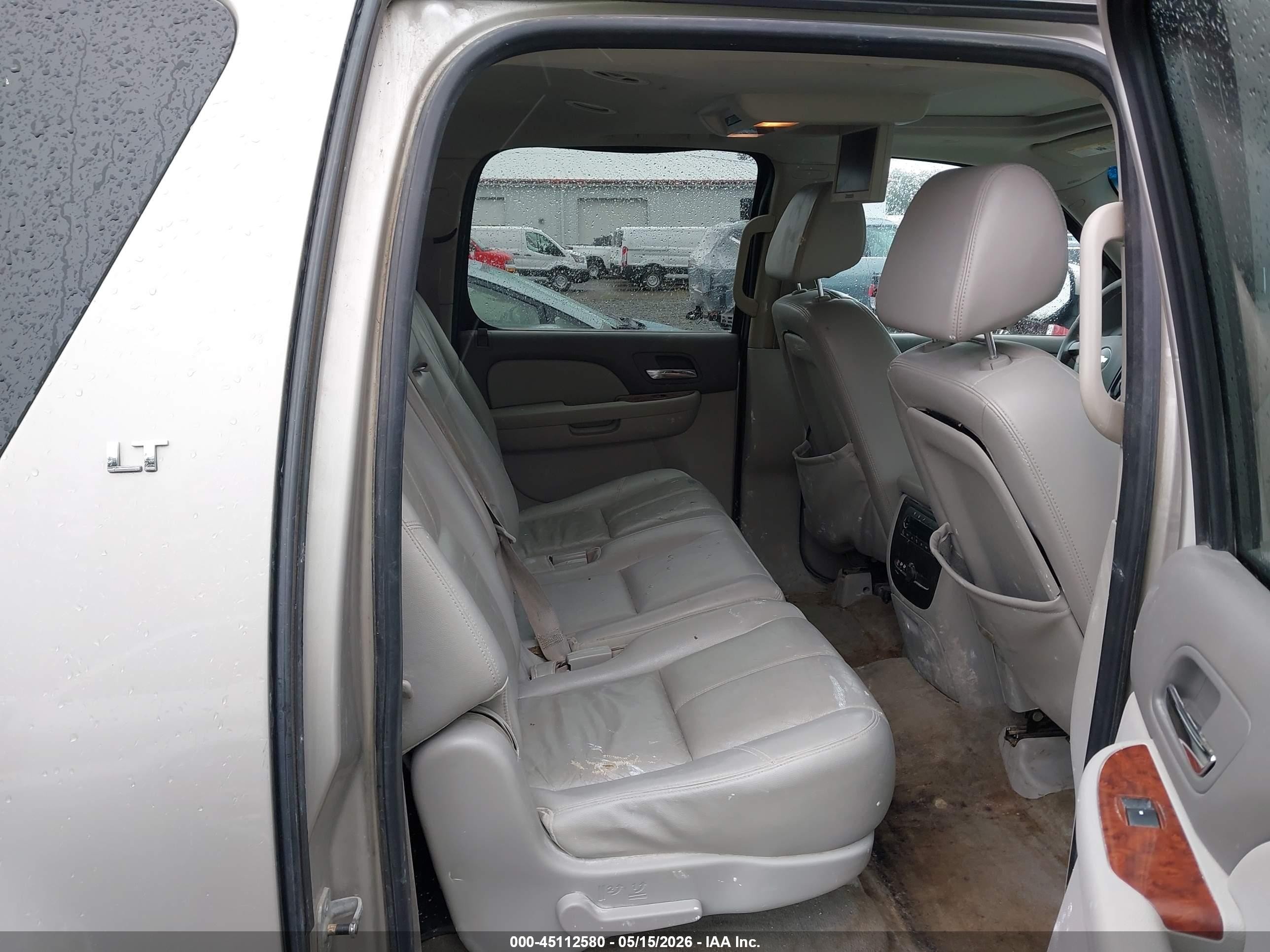 2008 Chevrolet Suburban 1500 Lt Gray vin: 3GNFK16328G180625