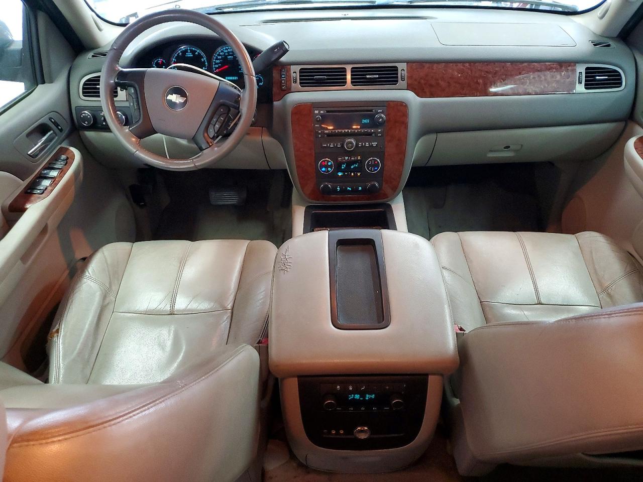 2008 Chevrolet Suburban K1500 Ls Gray vin: 3GNFK16328G293412