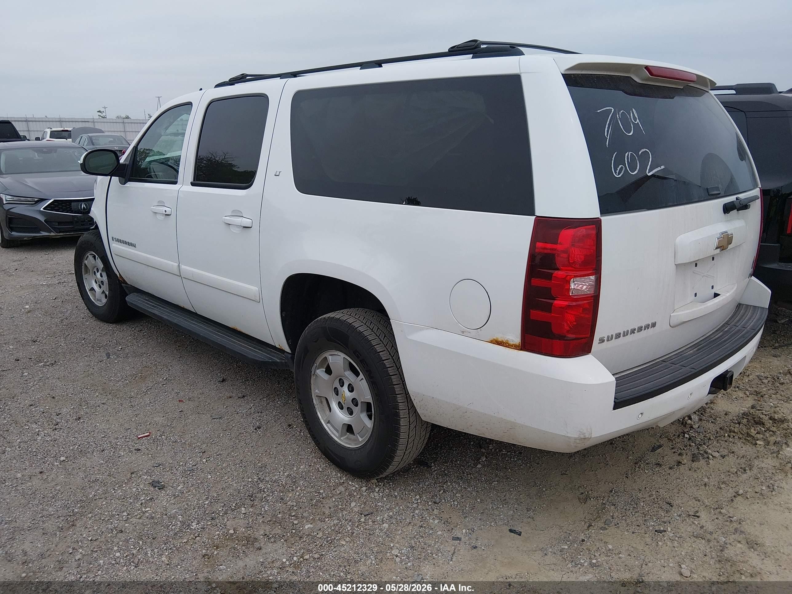 2008 Chevrolet Suburban 1500 Lt White vin: 3GNFK16338G102175