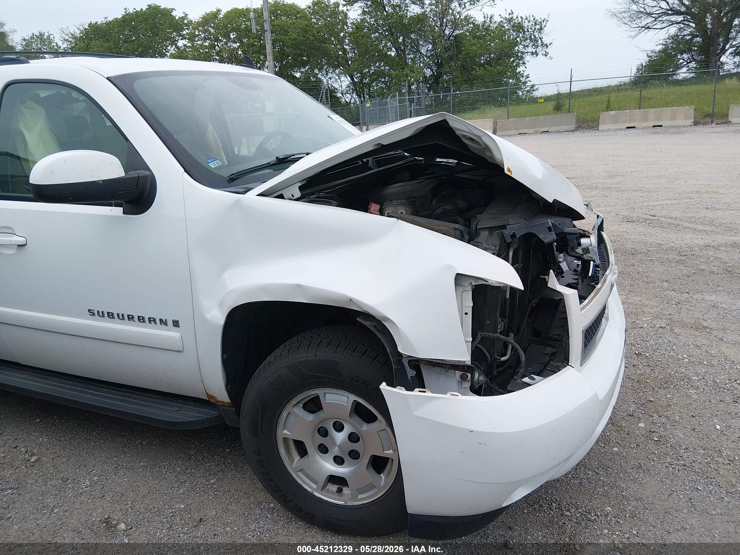 2008 Chevrolet Suburban 1500 Lt White vin: 3GNFK16338G102175