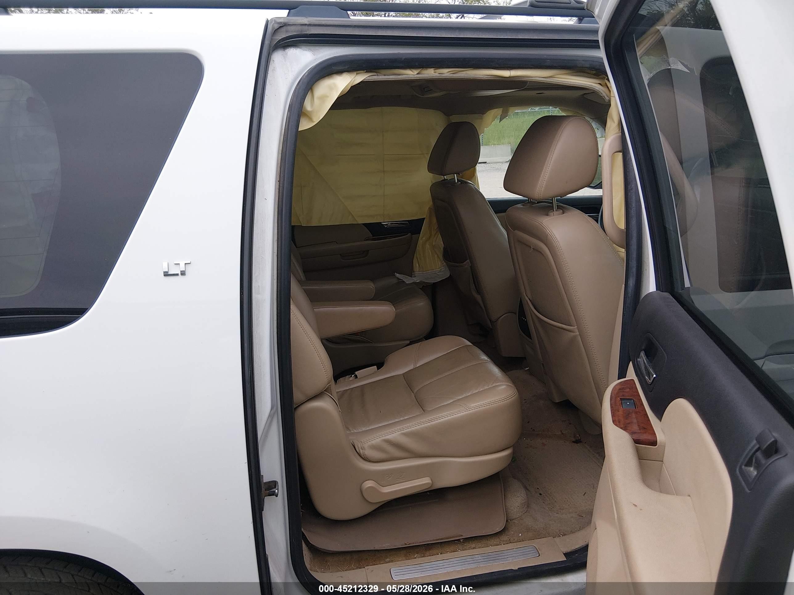 2008 Chevrolet Suburban 1500 Lt White vin: 3GNFK16338G102175