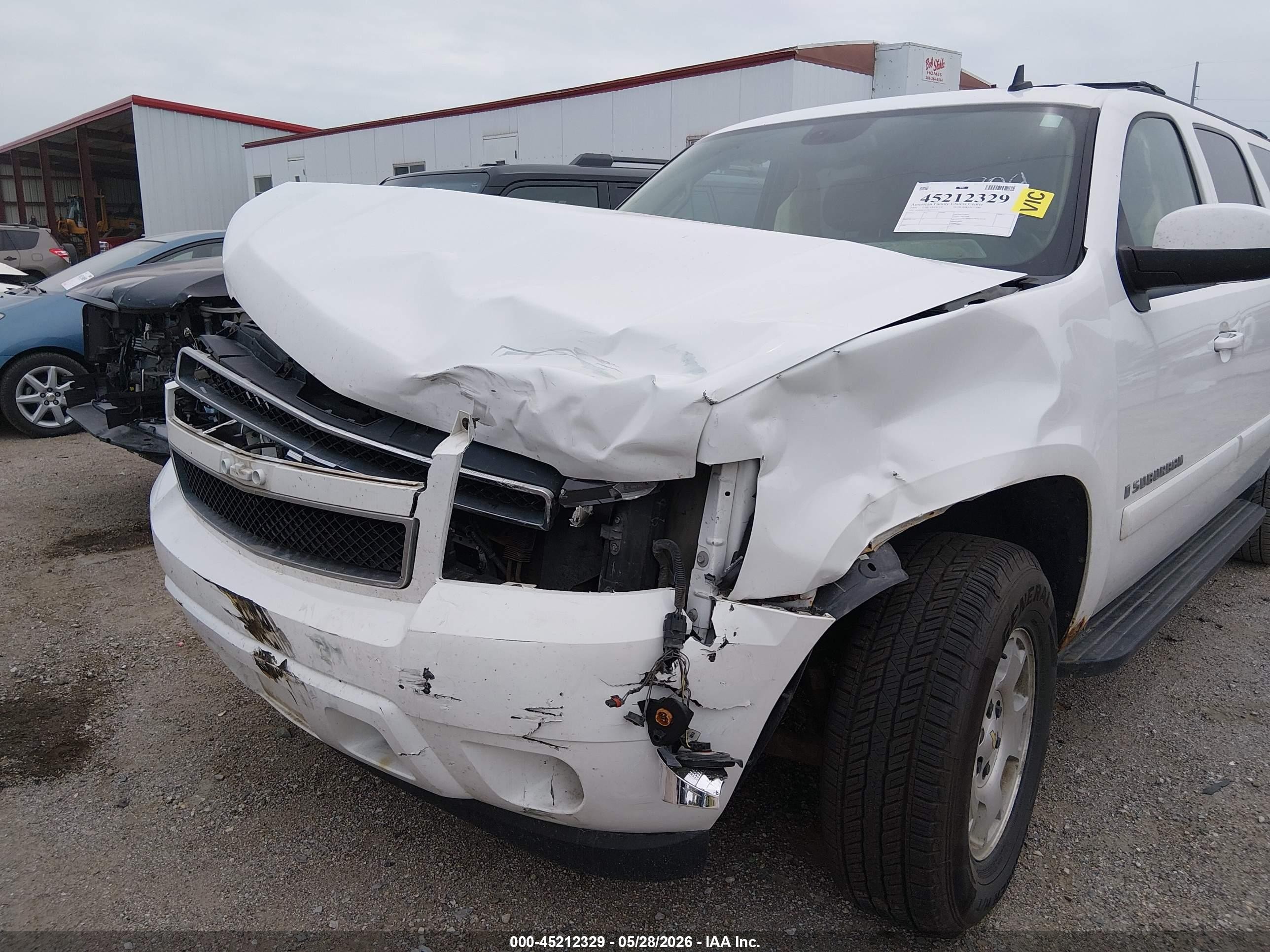 2008 Chevrolet Suburban 1500 Lt White vin: 3GNFK16338G102175