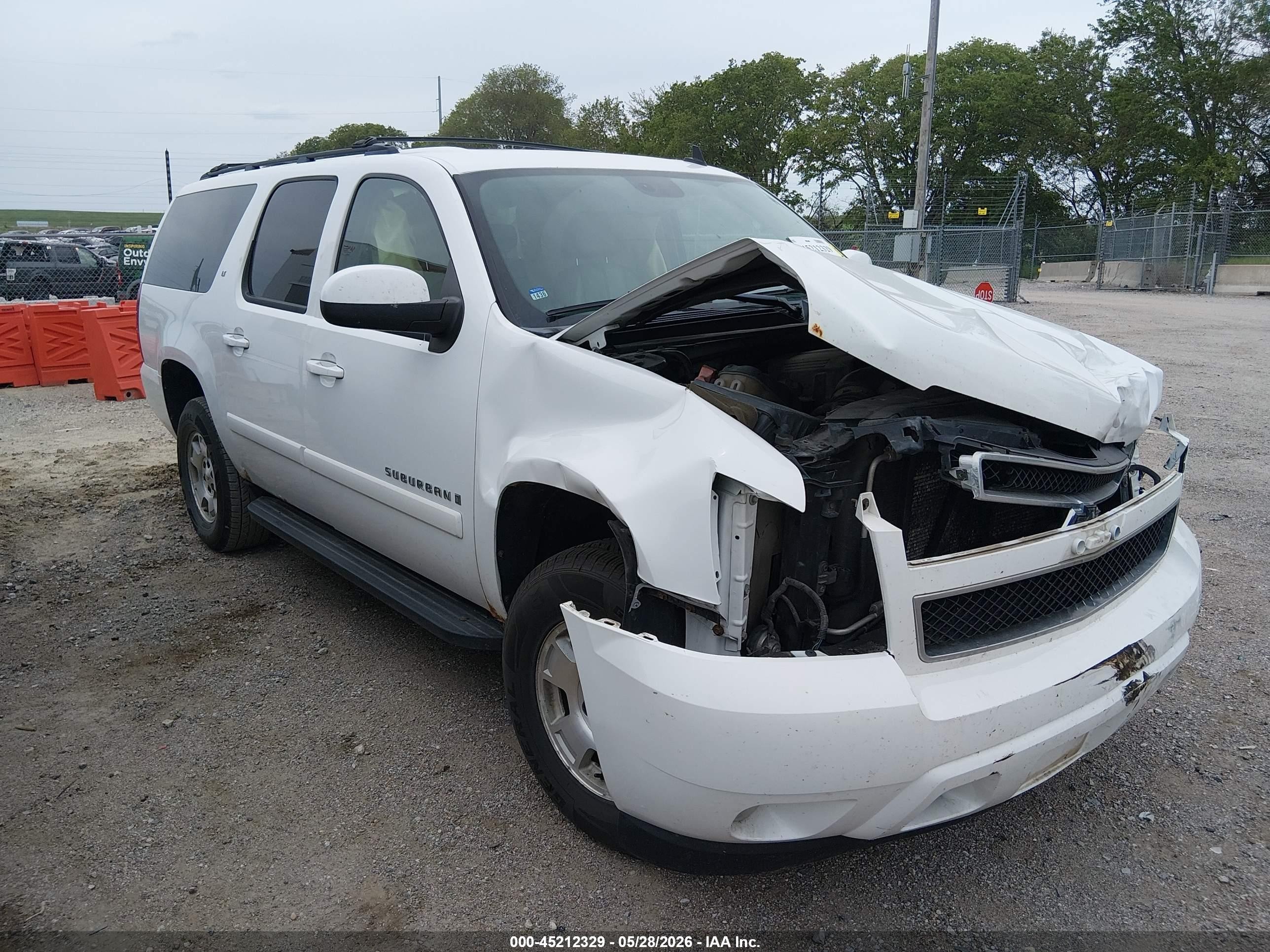 2008 Chevrolet Suburban 1500 Lt White vin: 3GNFK16338G102175