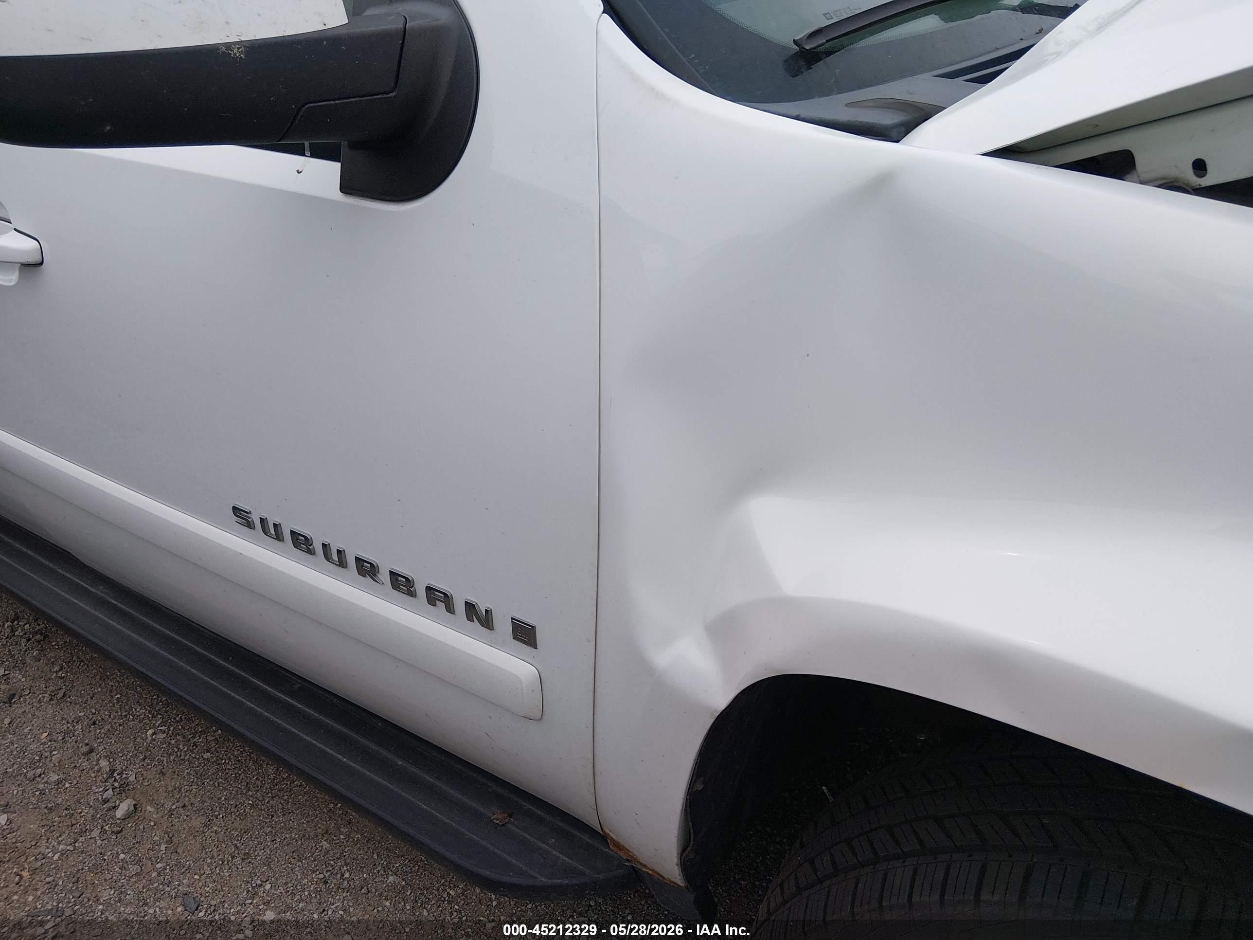2008 Chevrolet Suburban 1500 Lt White vin: 3GNFK16338G102175