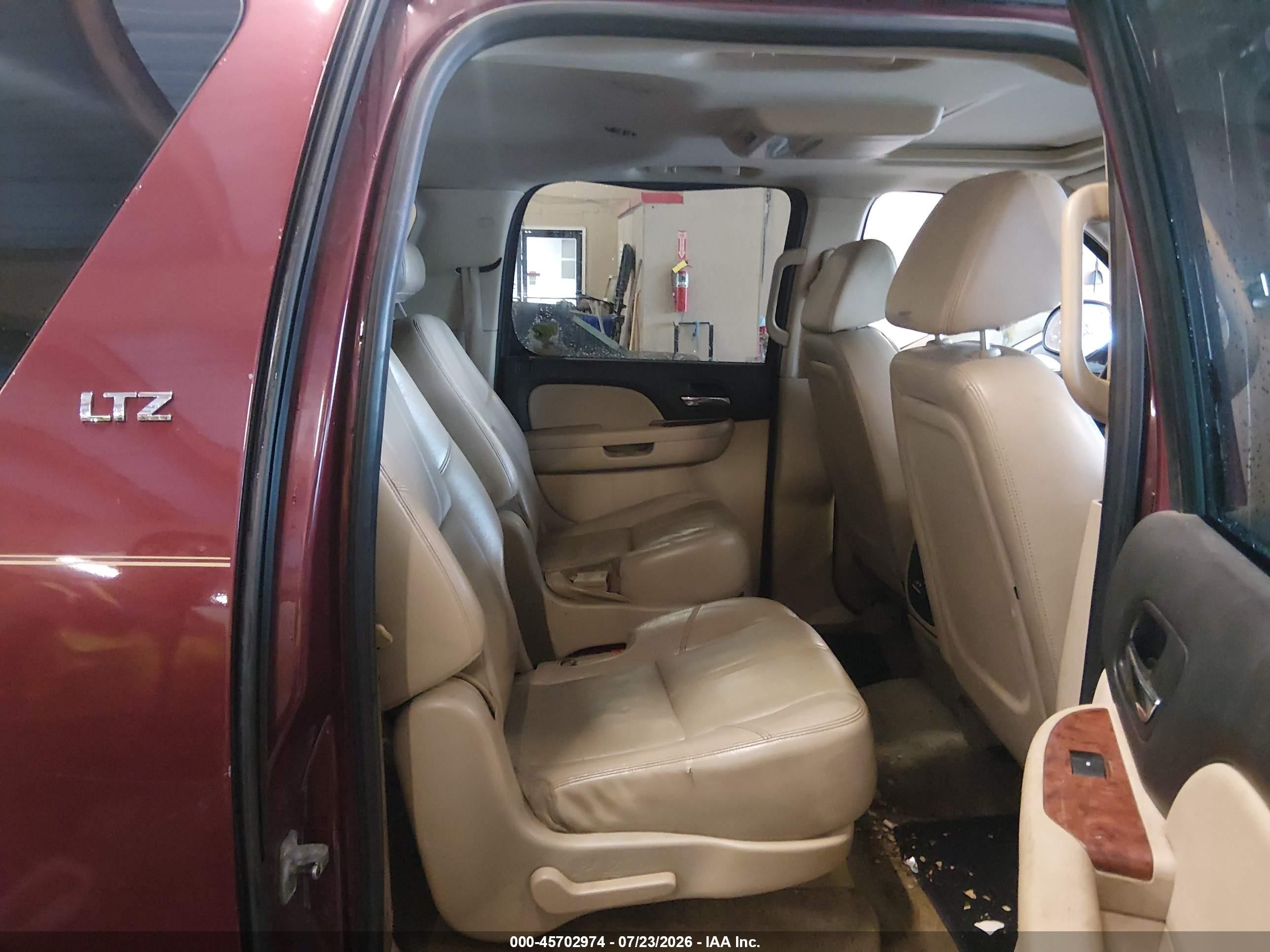 2008 Chevrolet Suburban 1500 Ltz Maroon vin: 3GNFK16338G129277