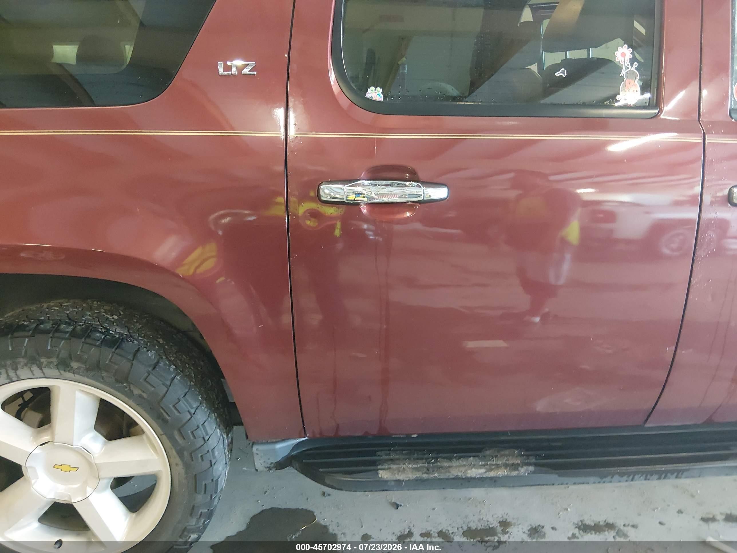 2008 Chevrolet Suburban 1500 Ltz Maroon vin: 3GNFK16338G129277