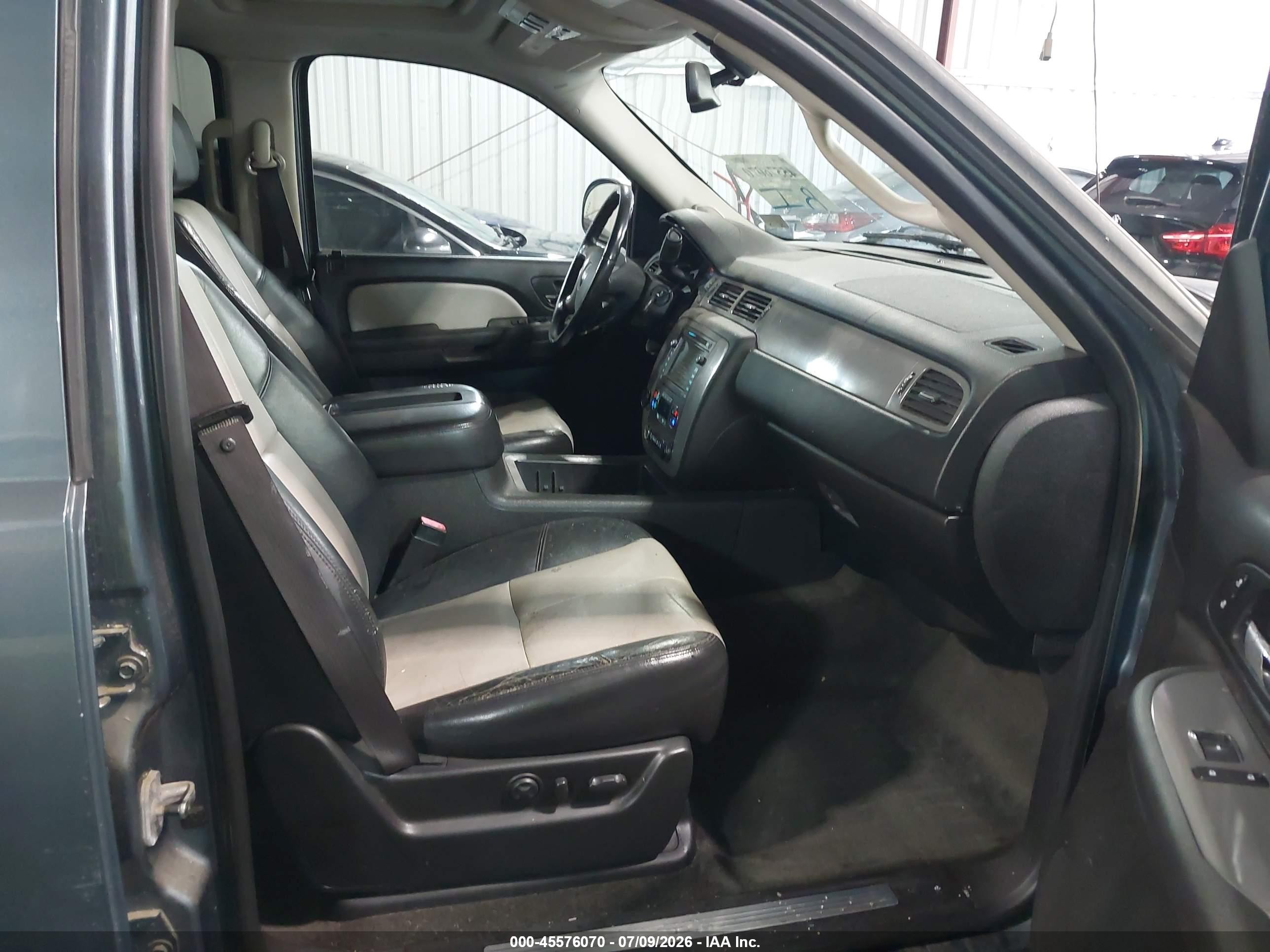 2008 Chevrolet Suburban 1500 Lt Blue vin: 3GNFK16338G169147