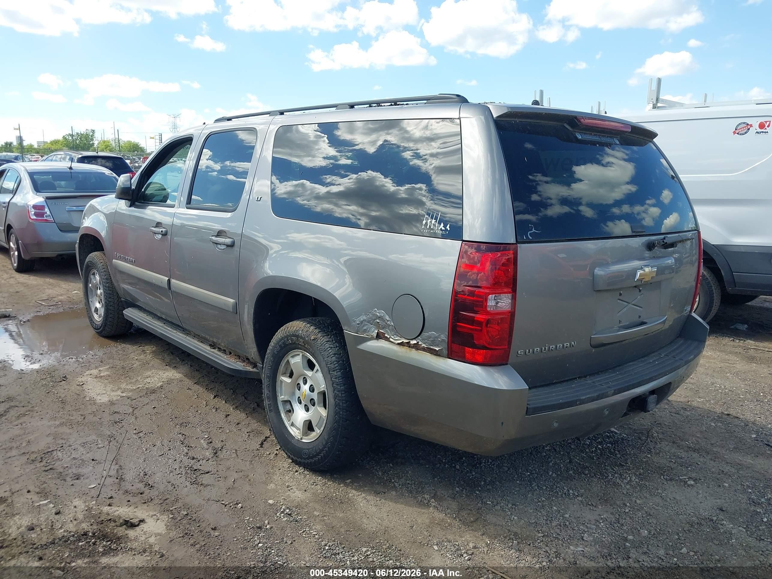 2008 Chevrolet Suburban 1500 Lt Silver vin: 3GNFK16338G182819