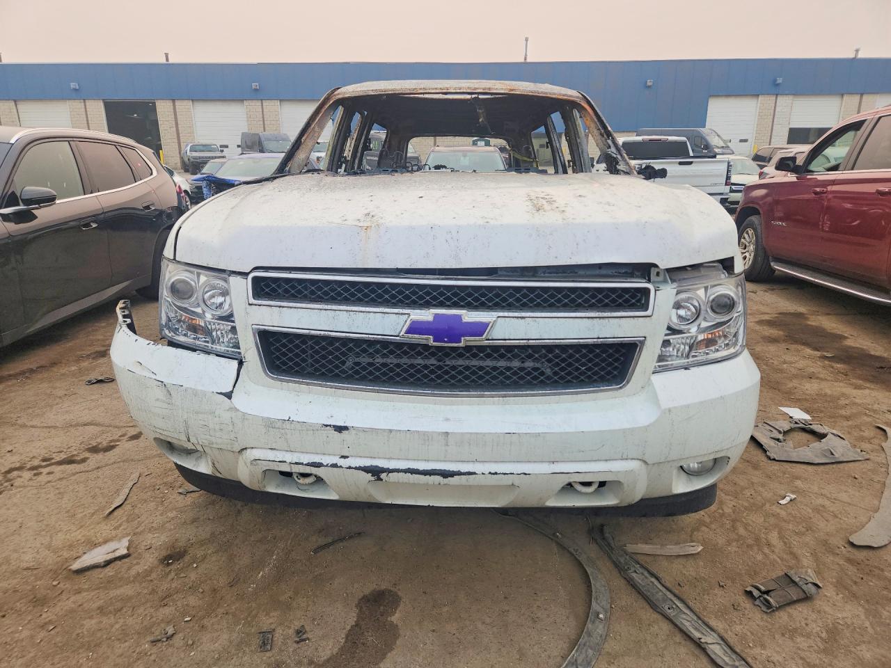 2007 Chevrolet Suburban K1500 Белый vin: 3GNFK16347G184898