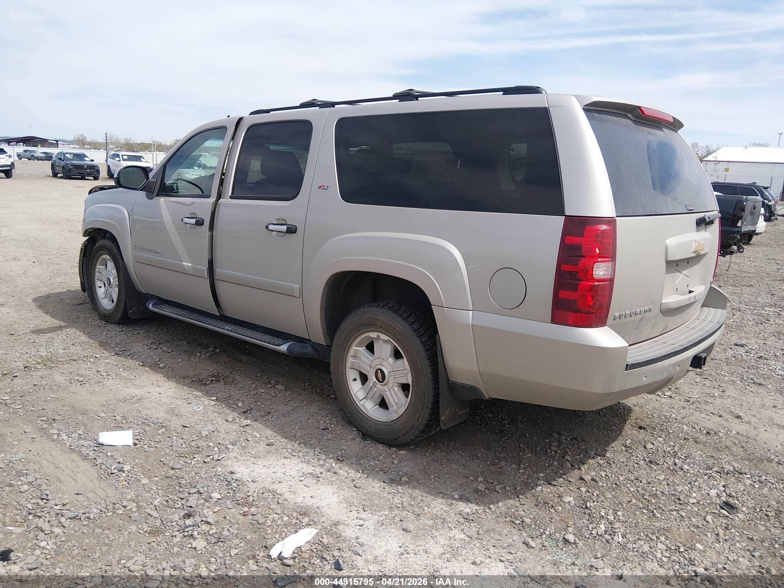 2008 Chevrolet Suburban 1500 Lt Silver vin: 3GNFK16348G249833