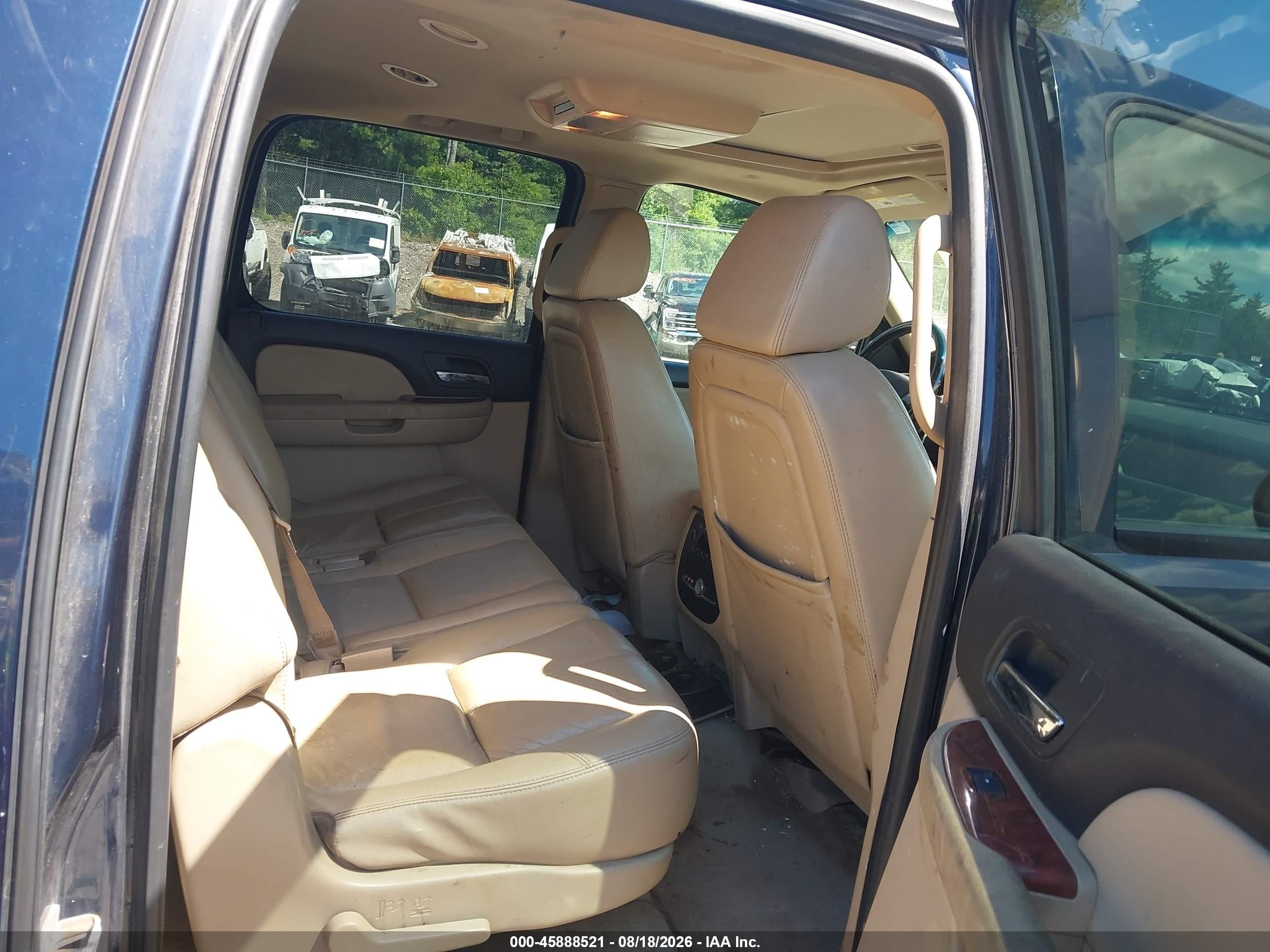 2007 Chevrolet Suburban Ltz Синий vin: 3GNFK16357G297663