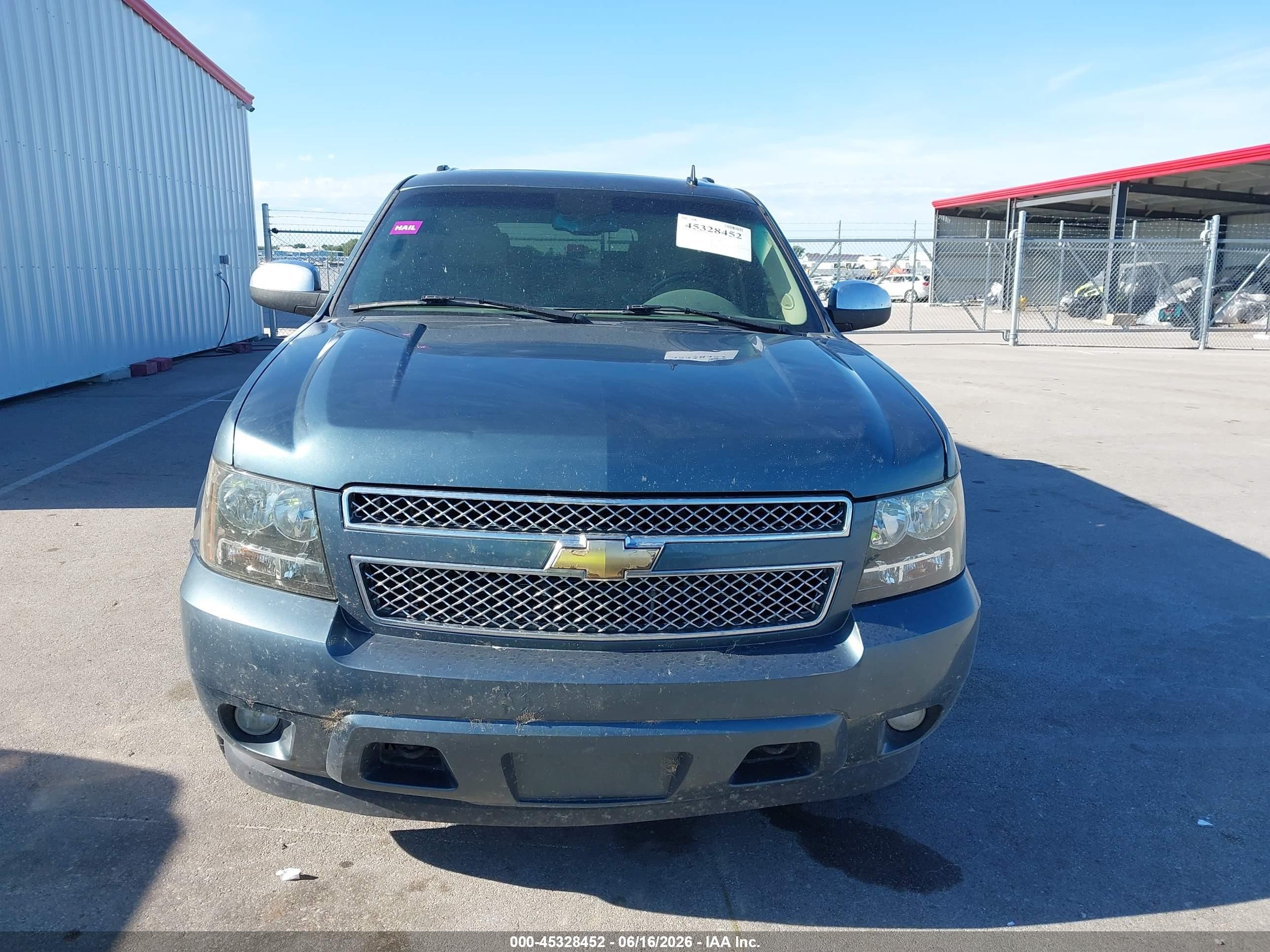 2008 Chevrolet Suburban 1500 Ltz Blue vin: 3GNFK16358G182305