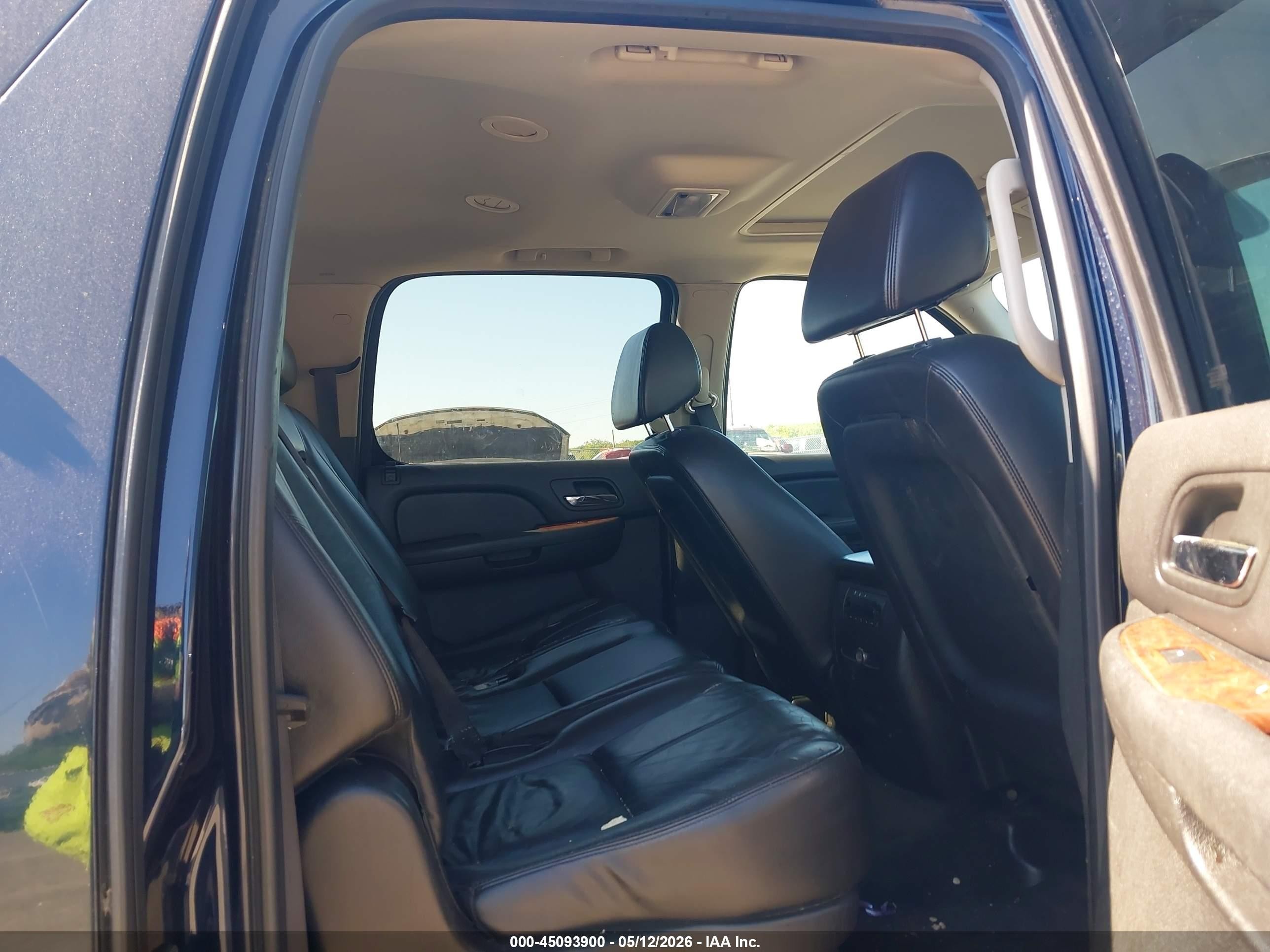 2008 Chevrolet Suburban 1500 Lt Blue vin: 3GNFK16358G276202